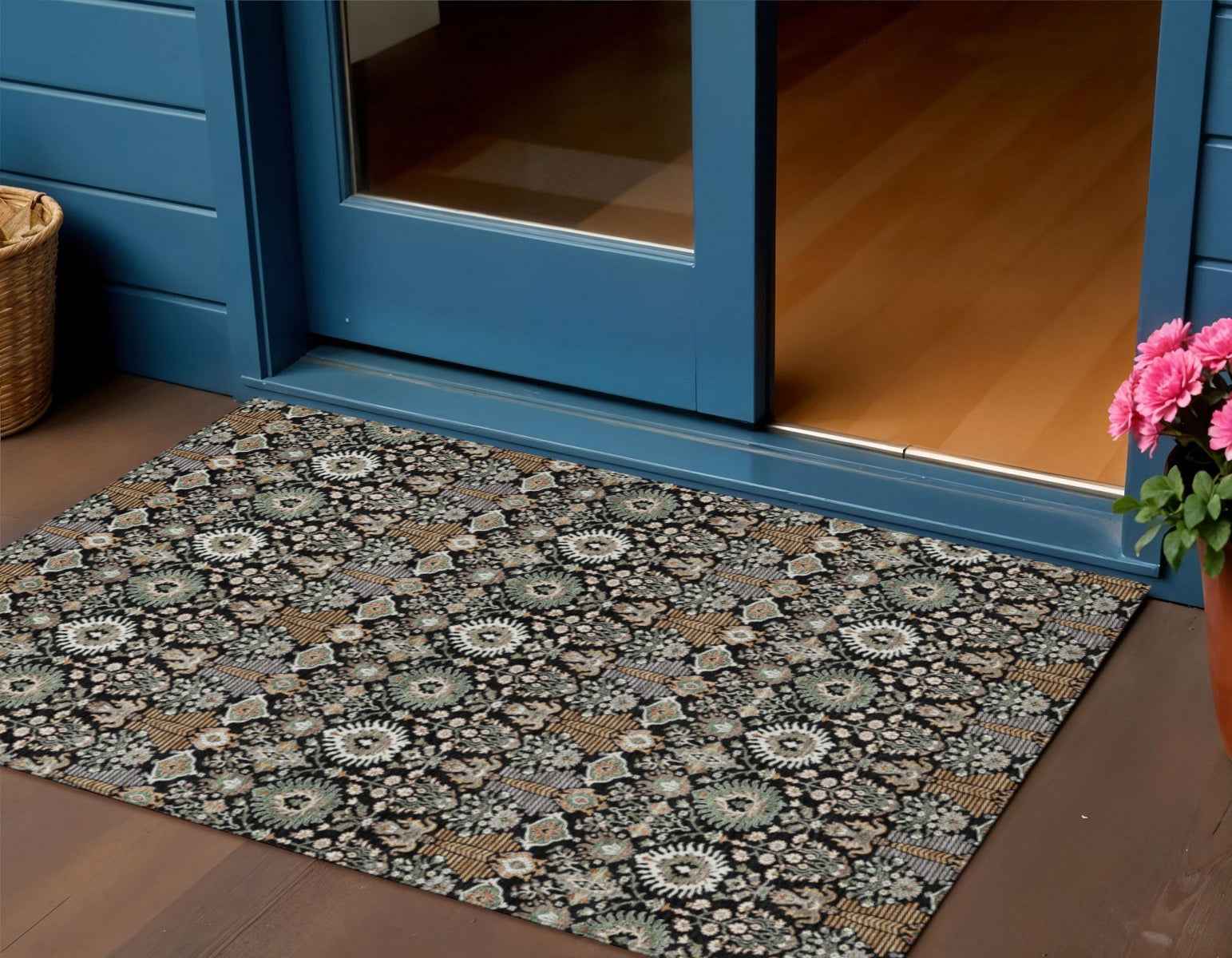 3' X 5' Black And Ivory Floral Washable Indoor Outdoor Area Rug