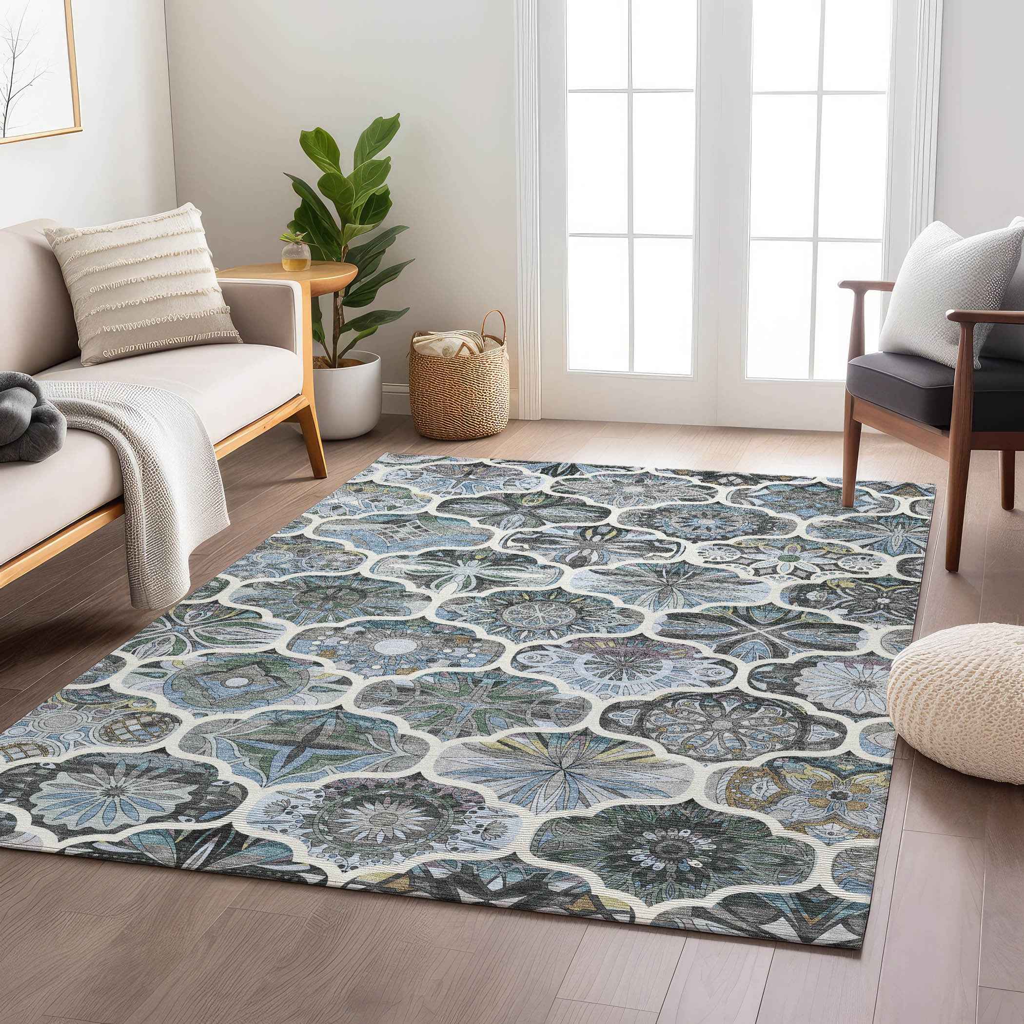 8' X 10' Blue And Ivory Quatrefoil Washable Indoor Outdoor Area Rug