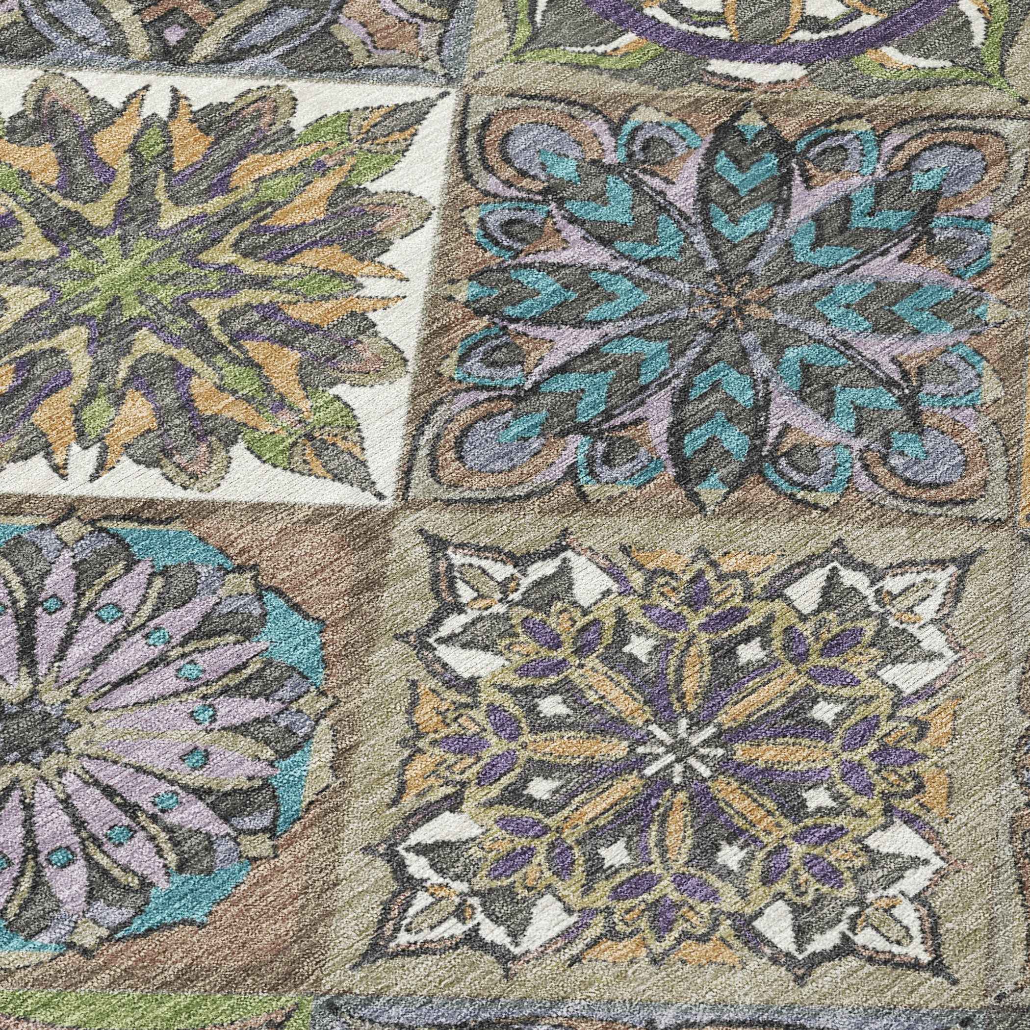 8' Taupe And Green Round Patchwork Washable Indoor Outdoor Area Rug