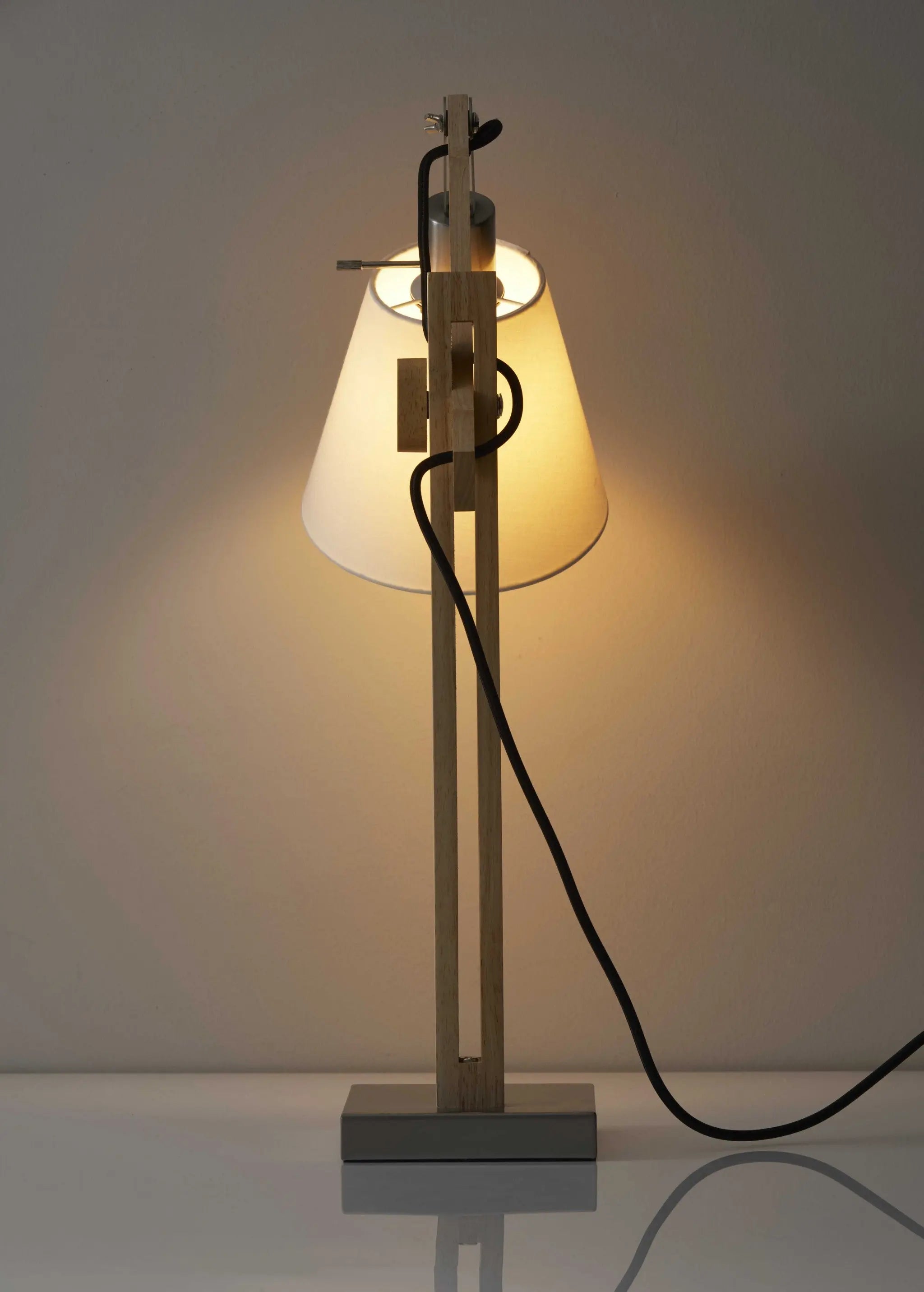 25" Natural Wood Adjustable Height Table Lamp With White Bell Shade Homeroots Lighting