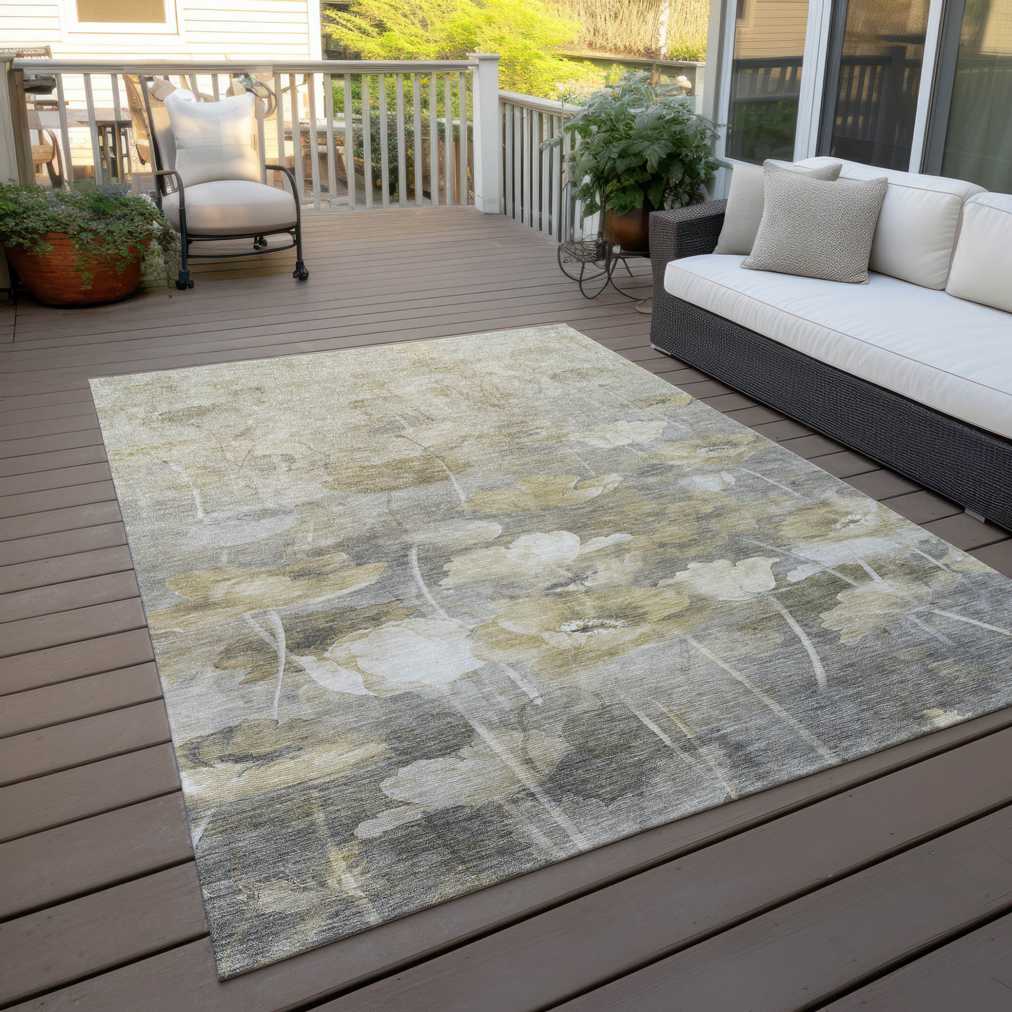 8' X 10' Beige Taupe And Wheat Floral Washable Indoor Outdoor Area Rug Sports & Outdoor