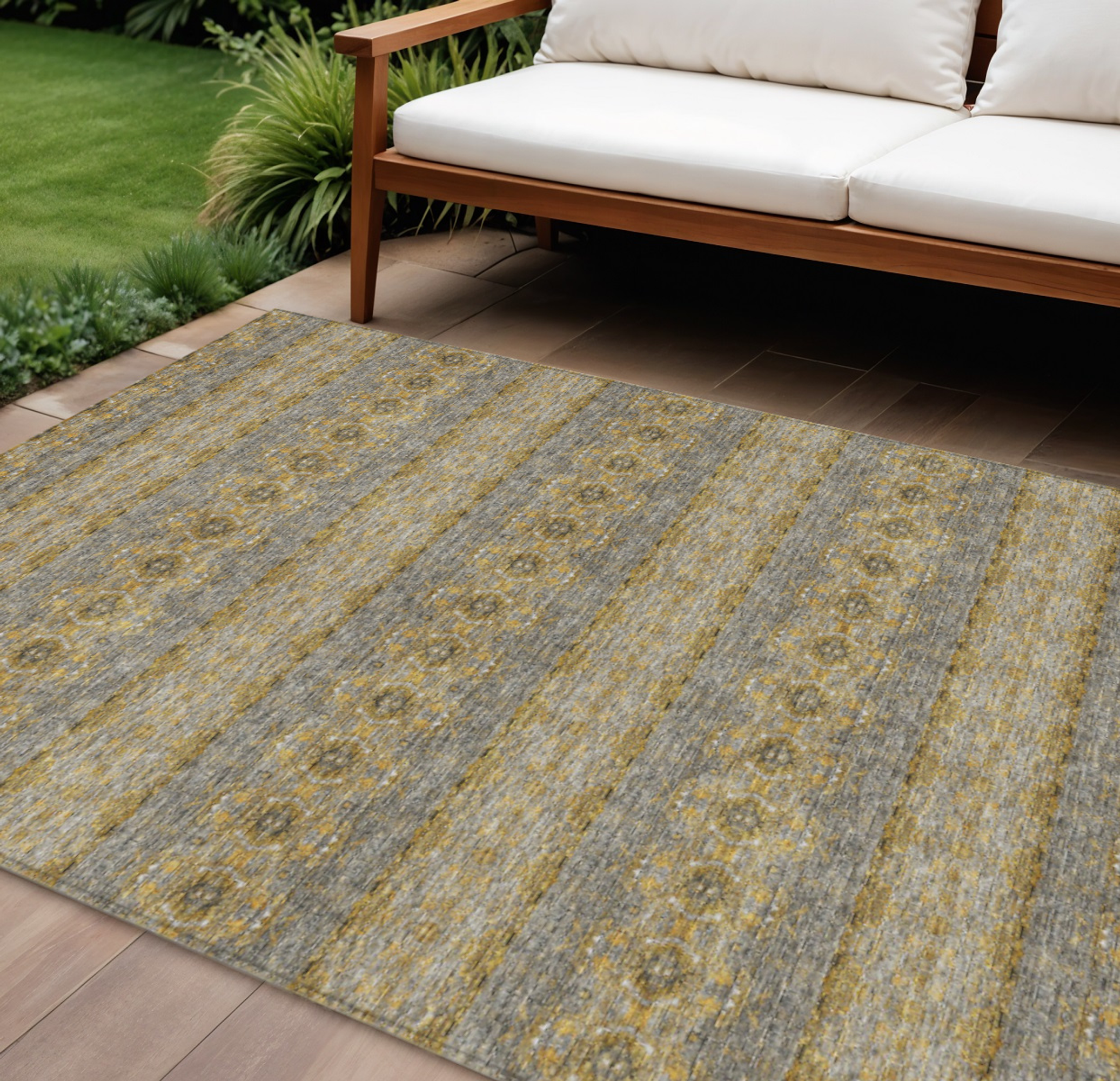 9' X 12' Gold Gray And Silver Floral Medallion Washable Indoor Outdoor Area Rug Sports & Outdoor