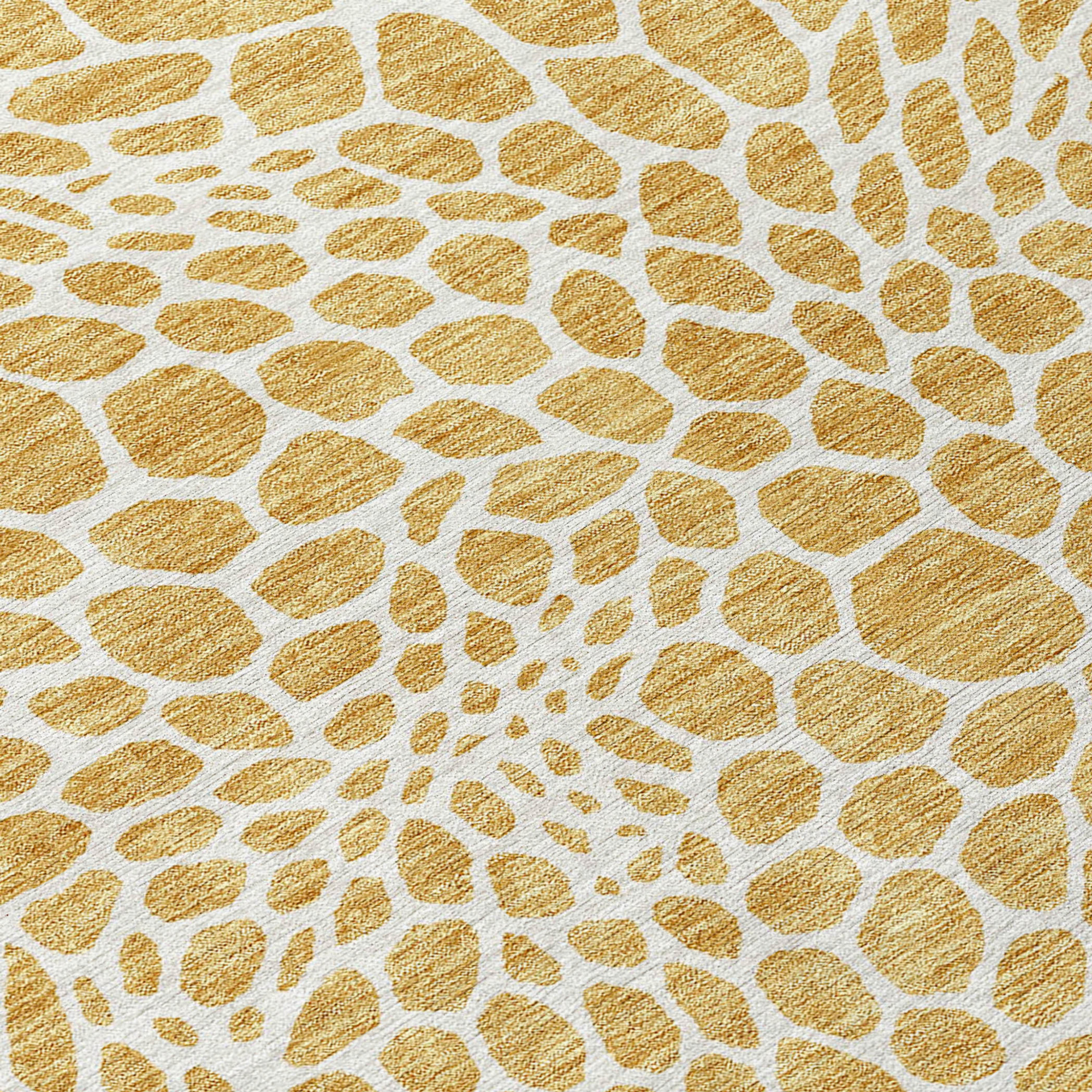 5' X 8' Gold And Ivory Geometric Washable Indoor Outdoor Area Rug Sports & Outdoor