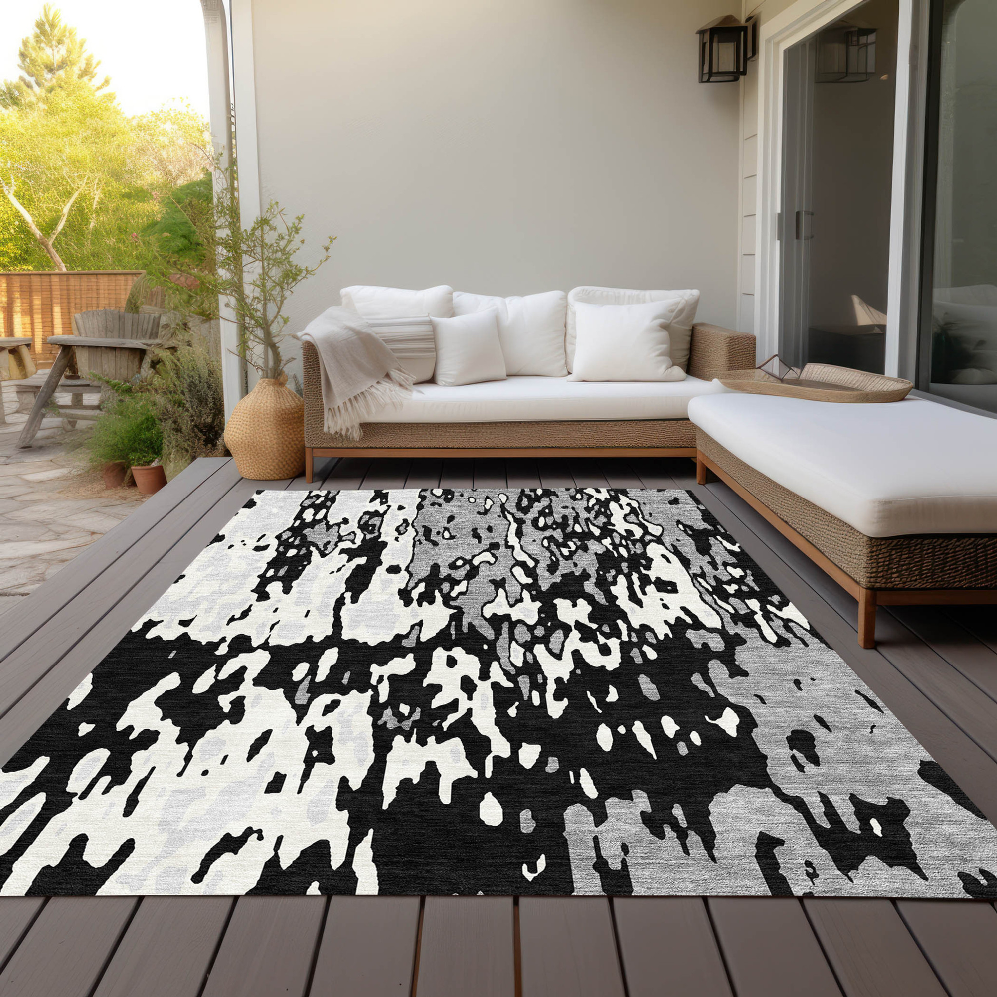10' X 14' Black And Ivory Abstract Washable Indoor Outdoor Area Rug - 1 - Sports & Outdoor