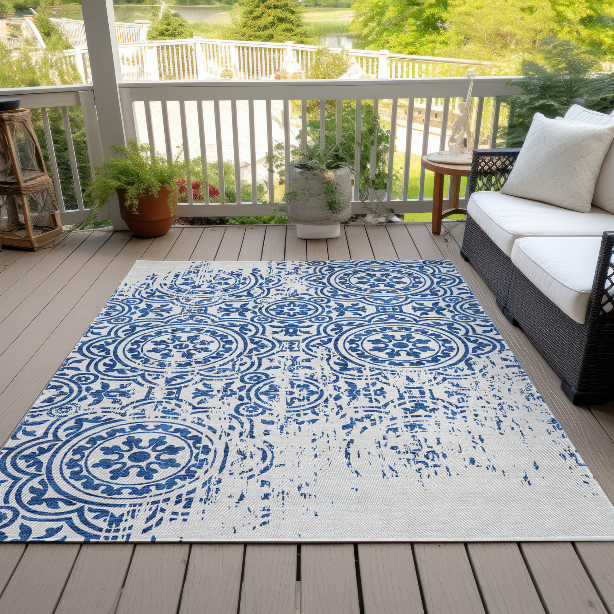 10' X 14' Navy Blue And Ivory Medallion Washable Indoor Outdoor Area Rug - 1 - Sports & Outdoor