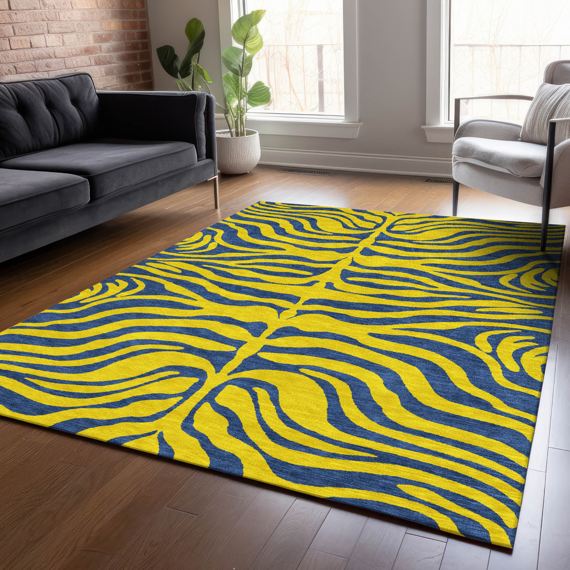 8' X 10' Yellow And Blue Animal Print Washable Indoor Outdoor Area Rug Sports & Outdoor