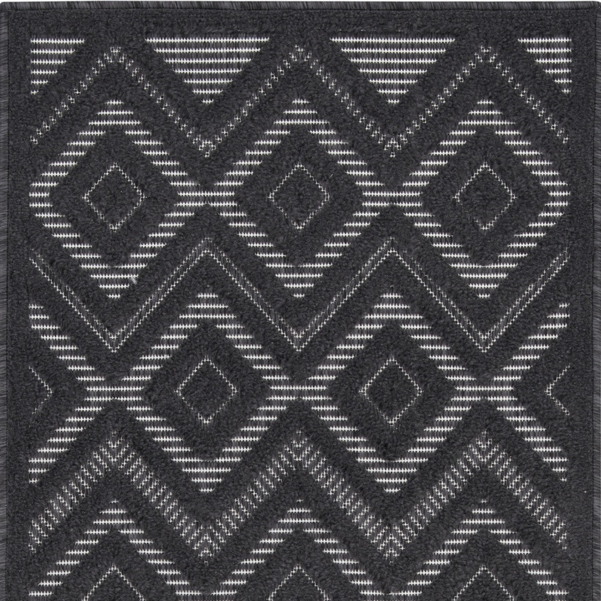 2' X 4' Charcoal And Black Geometric Indoor Outdoor Area Rug - Sports & Outdoor