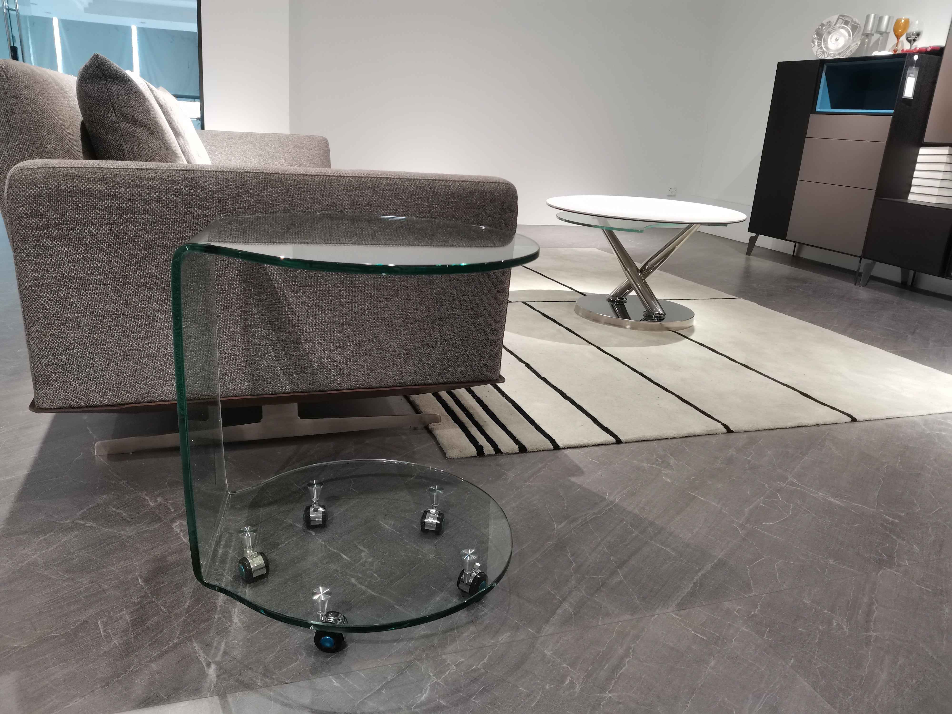 24" Clear Glass Round End Table With Shelf