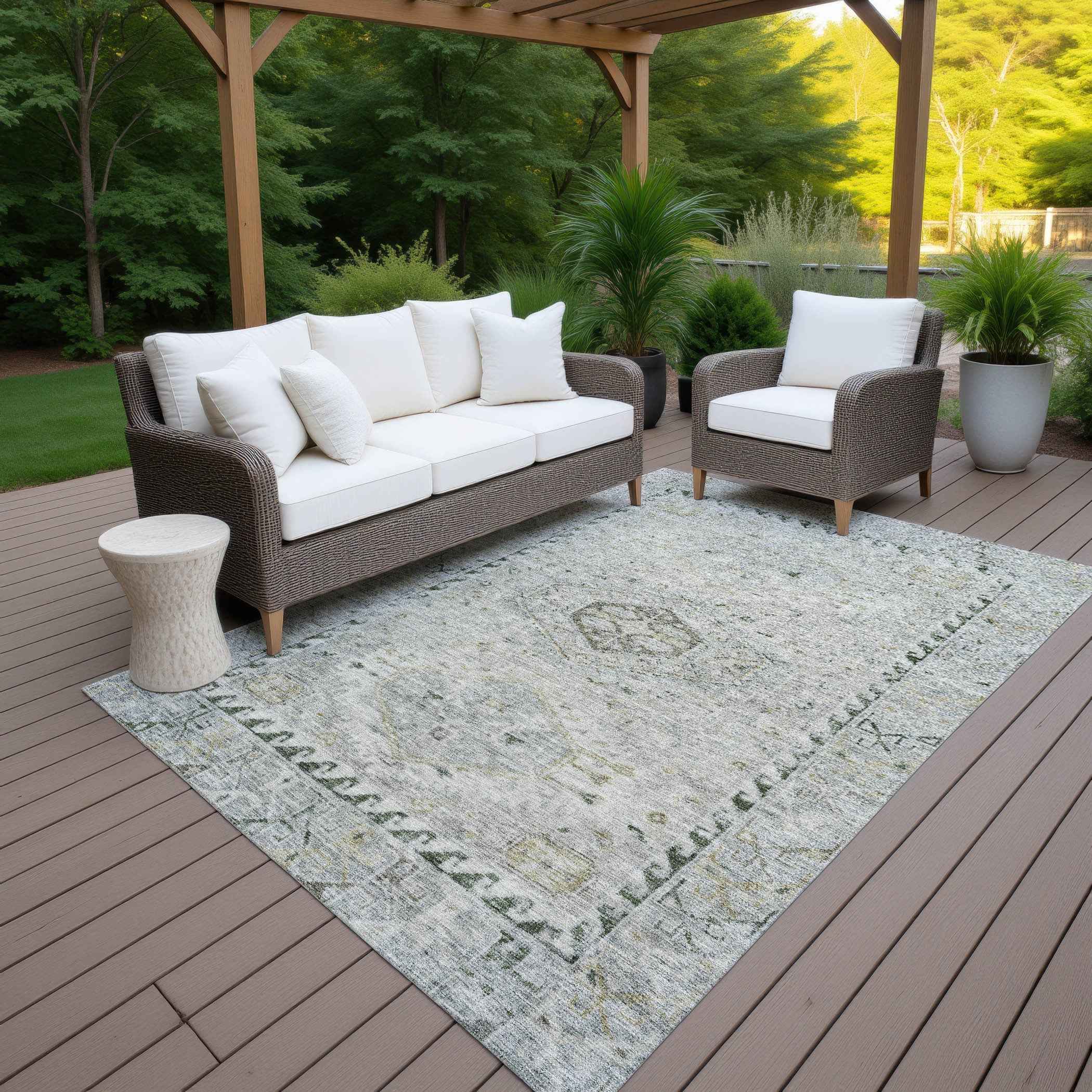 3' X 5' Taupe And Beige Medallion Washable Indoor Outdoor Area Rug