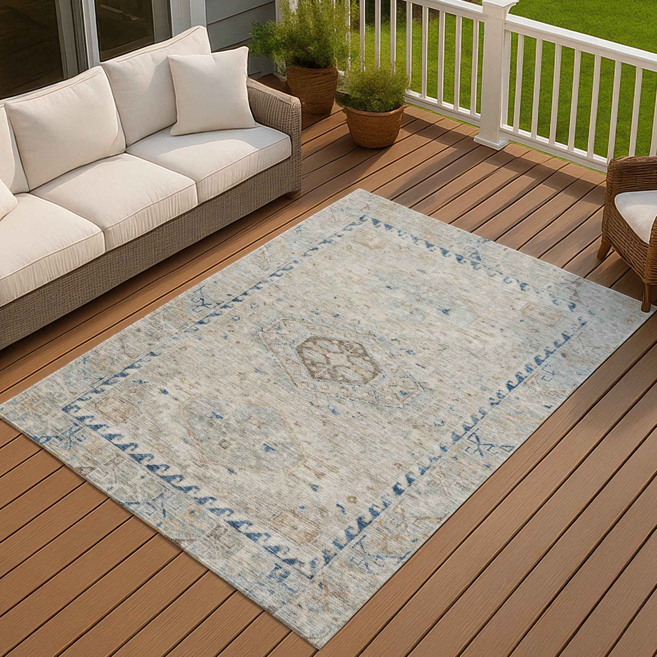 8' X 10' Linen And Blue Medallion Washable Indoor Outdoor Area Rug