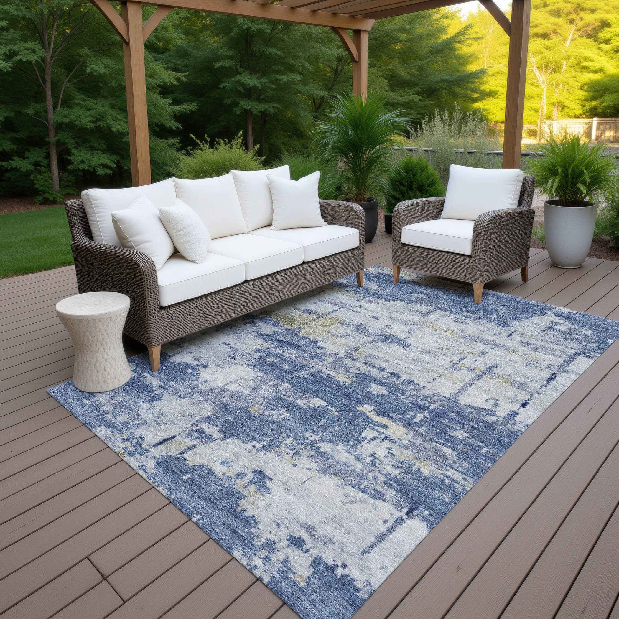8' X 10' Navy Blue And Ivory Abstract Washable Indoor Outdoor Area Rug