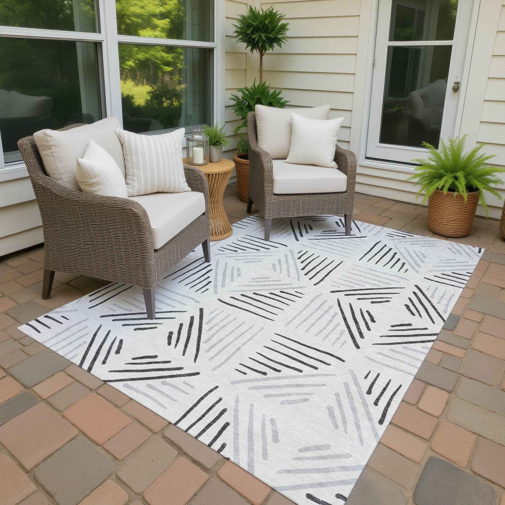 3' X 5' Ivory And Gray Geometric Washable Indoor Outdoor Area Rug