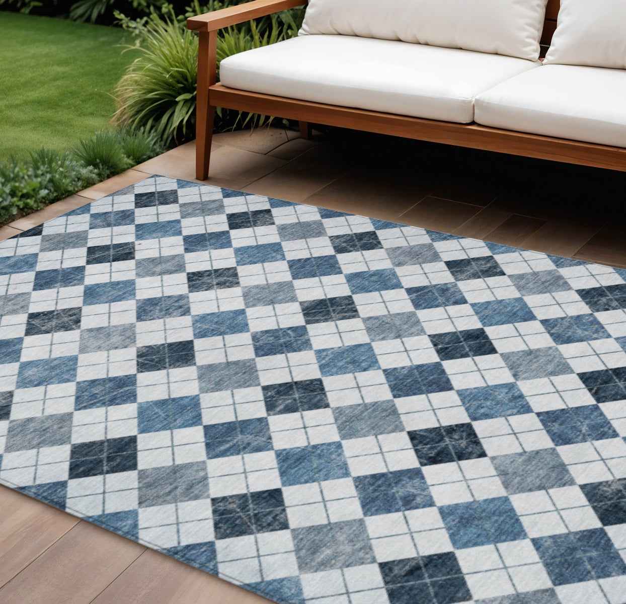 8' X 10' Blue And Ivory Geometric Washable Indoor Outdoor Area Rug