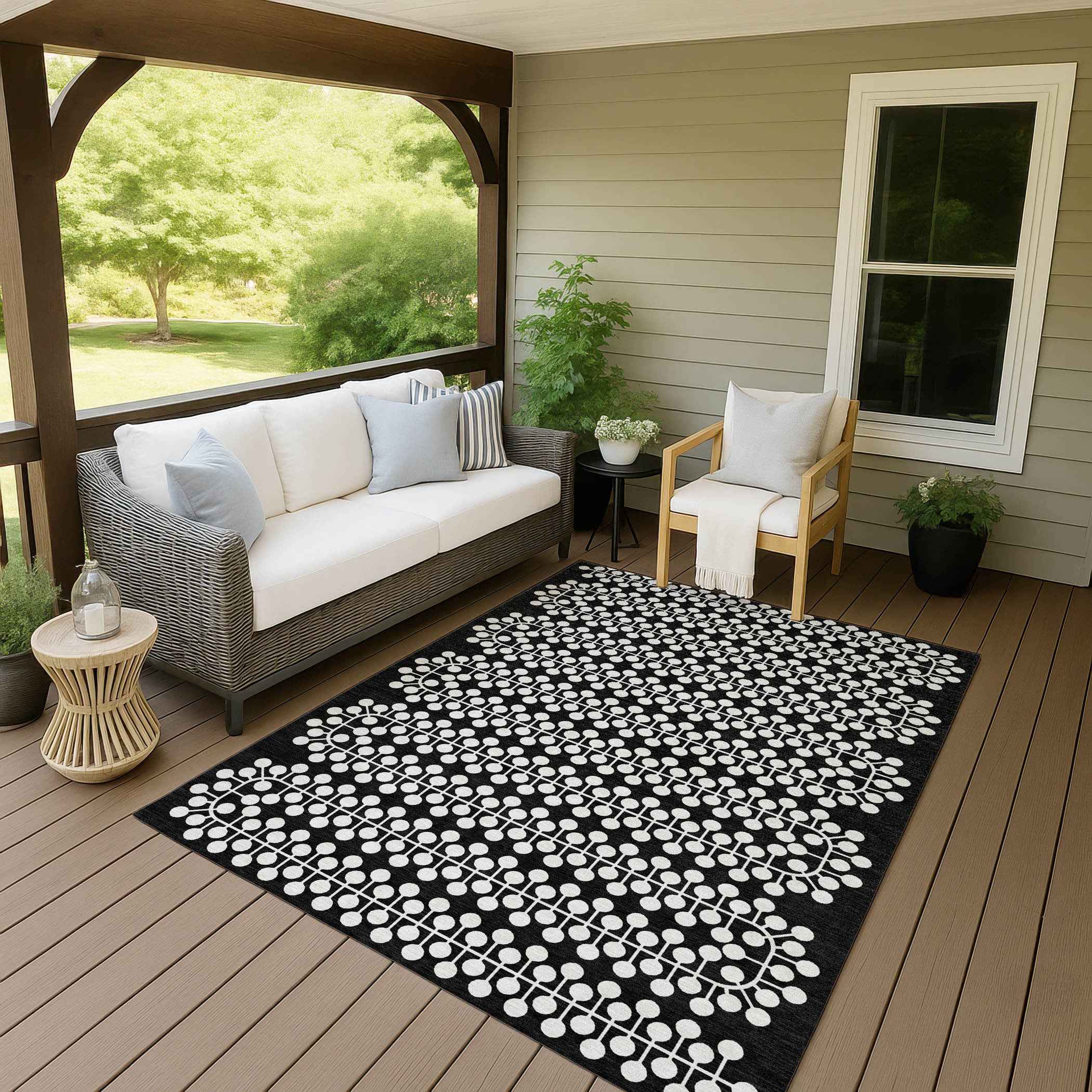 10' X 14' Black And Ivory Geometric Washable Indoor Outdoor Area Rug