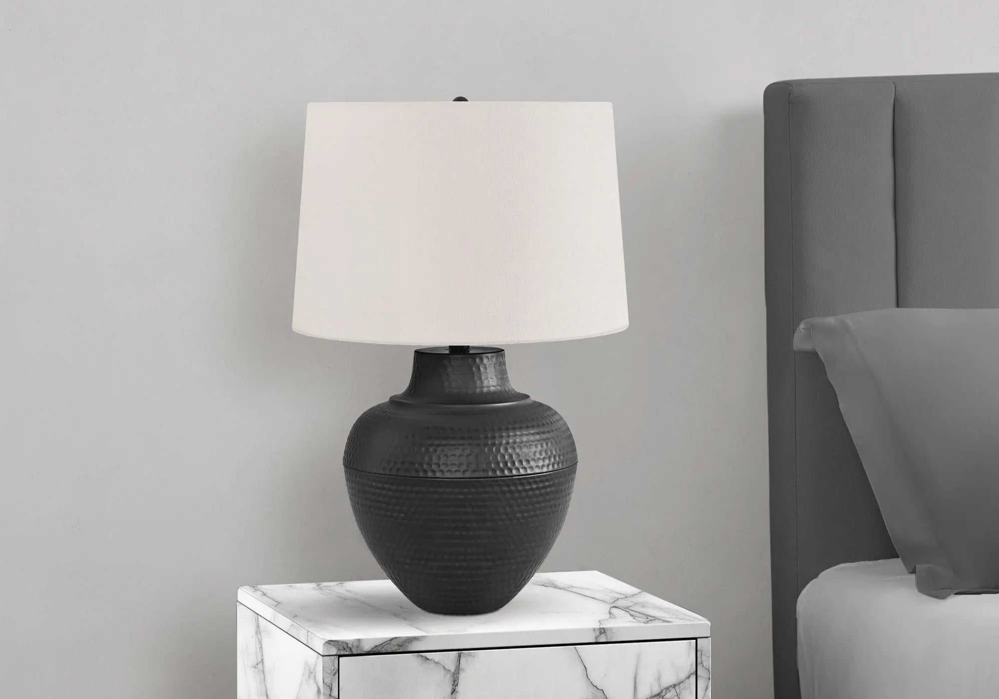 26" Black Metal Urn Table Lamp With Cream Empire Shade Homeroots Lighting