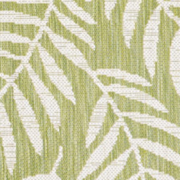 Green and cream indoor/outdoor rug with leaf and feather pattern