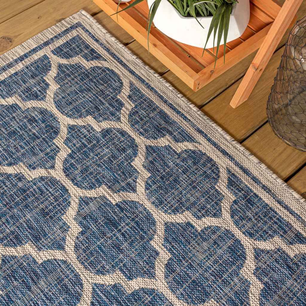 8' Navy Blue And Gray Round Geometric Indoor Outdoor Area Rug