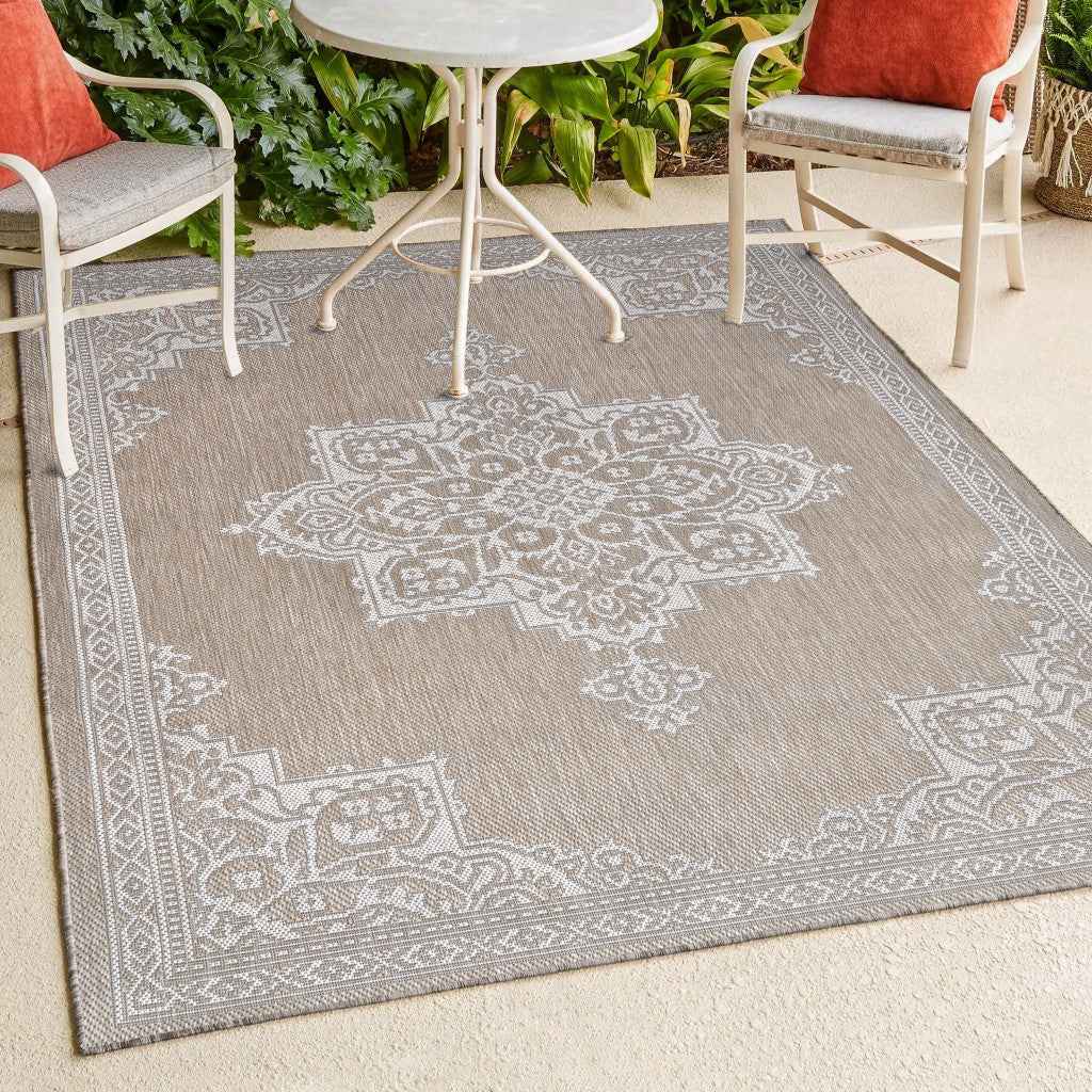 8' X 10' Beige And Cream Medallion Indoor Outdoor Area Rug