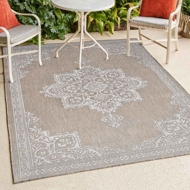 3' X 5' Beige And Cream Medallion Indoor Outdoor Area Rug