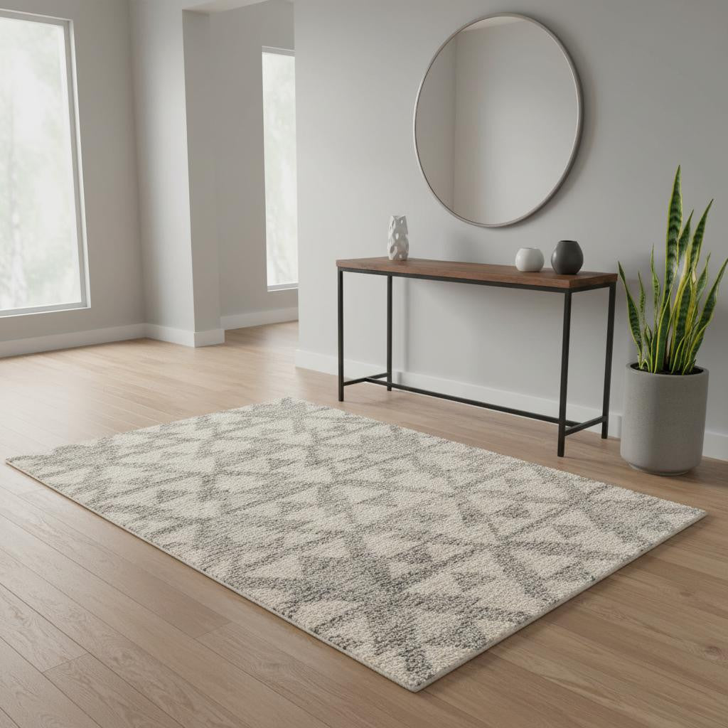 4' X 6' Ivory And Gray Geometric Distressed Area Rug - Home & Garden
