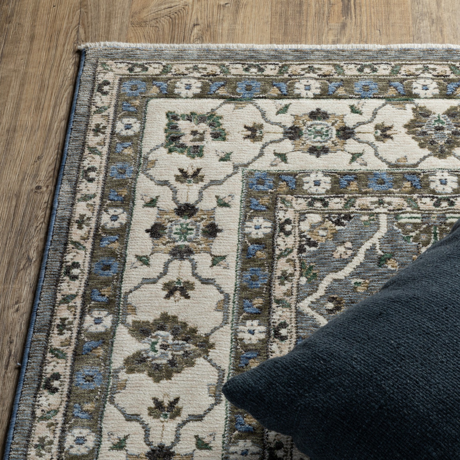4' X 6' Blue And Gray Oriental Area Rug With Fringe - Home & Garden