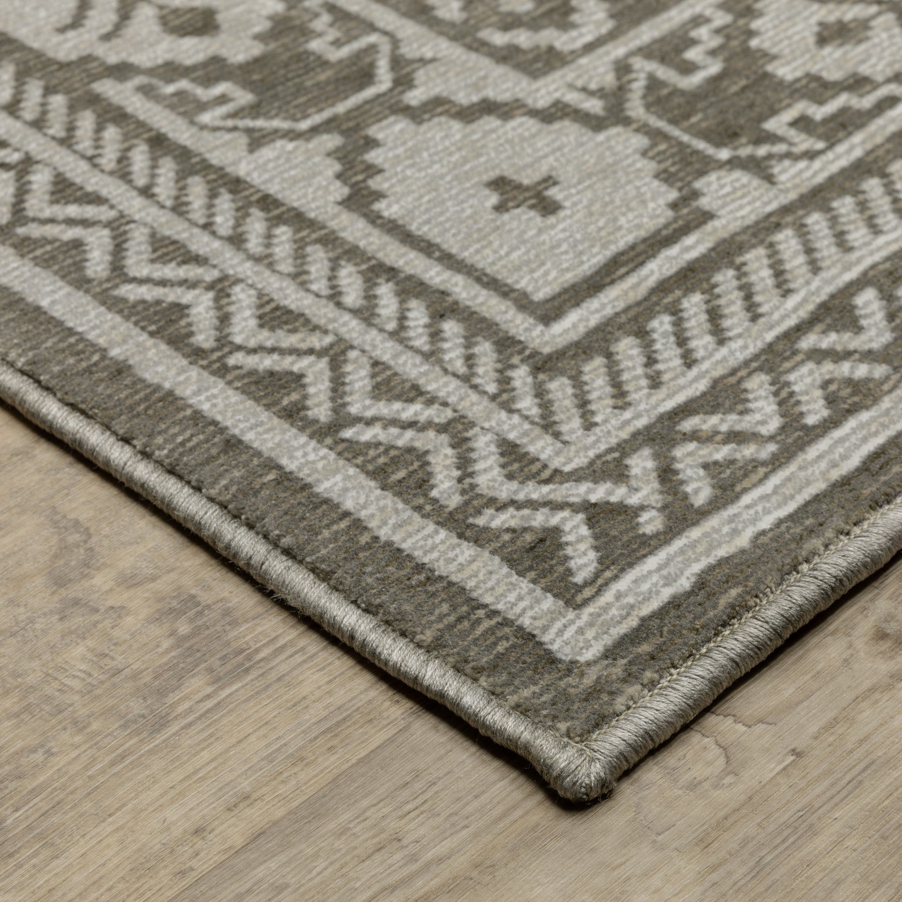 10' X 13' Gray And Gray Medallion Area Rug - Home & Garden