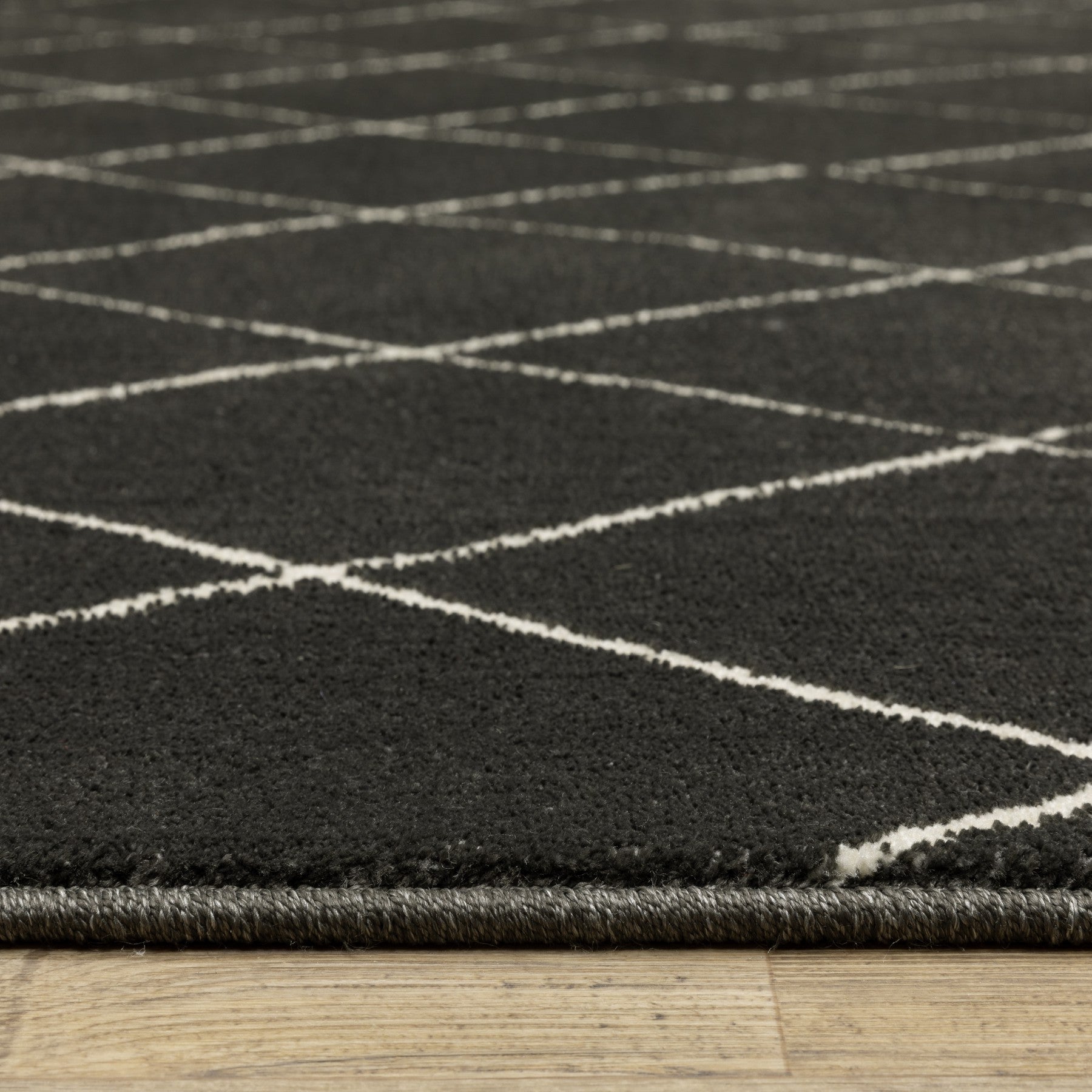 10' X 13' Charcoal And Ivory Trellis Area Rug - Home & Garden