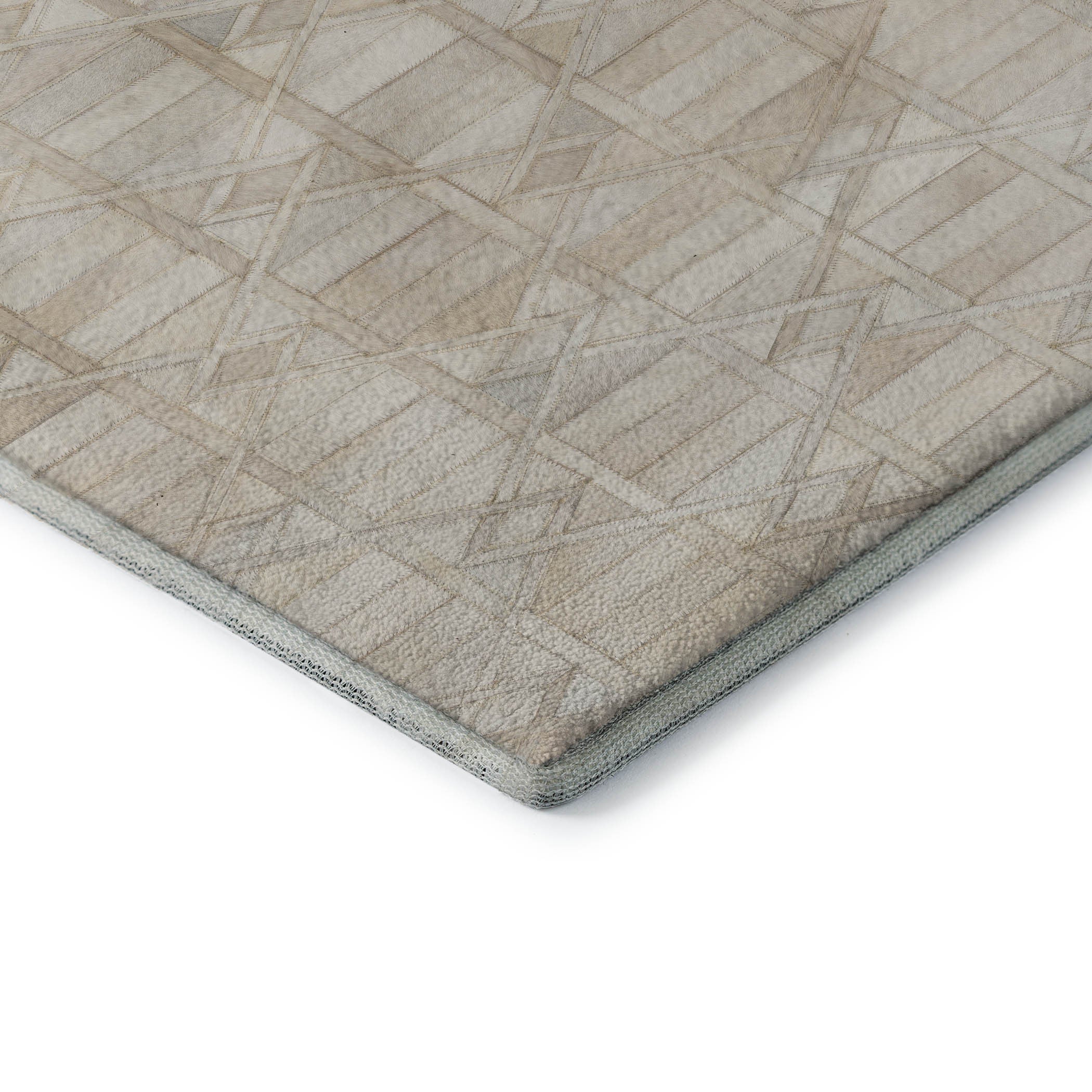 3' X 5' Ivory And Beige Diamond Washable Area Rug With UV Protection - Home & Garden