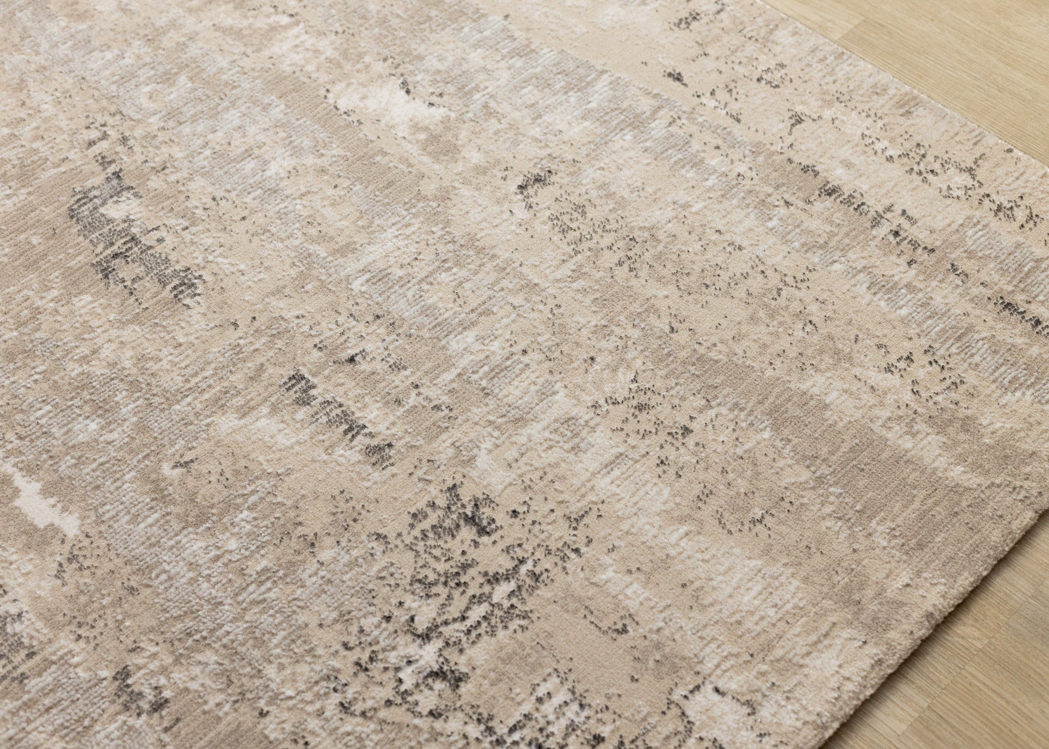 8' X 11' Beige And Black Area Rug - Home & Garden