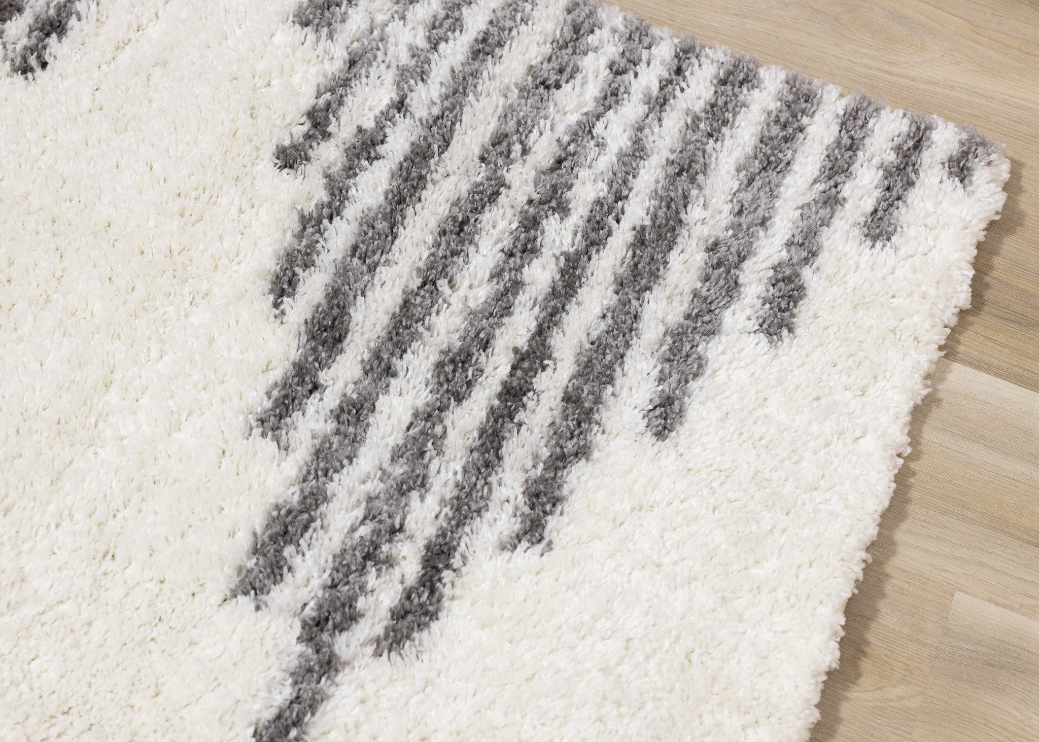 8' X 11' Cream And Gray Geometric Area Rug - Home & Garden