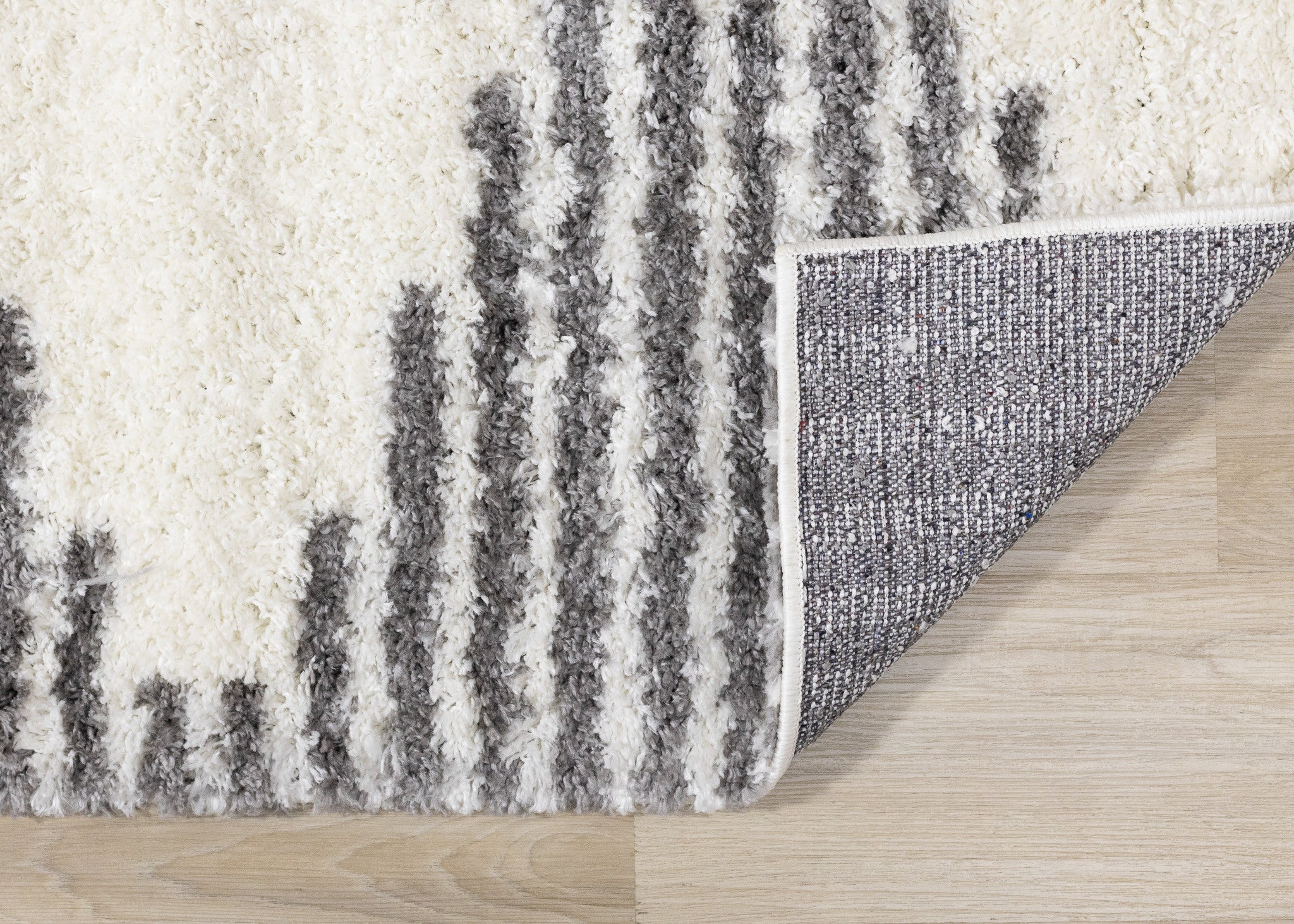 8' X 11' Cream And Gray Geometric Area Rug - Home & Garden