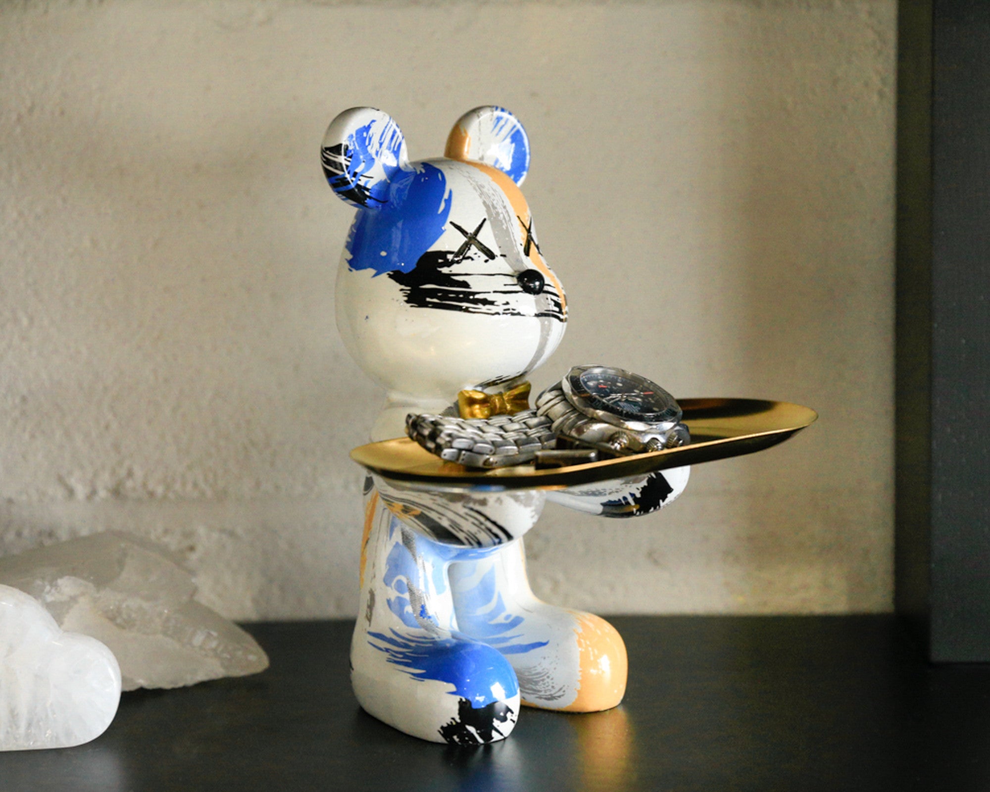 8" White And Blue Resin Statue - Home & Garden