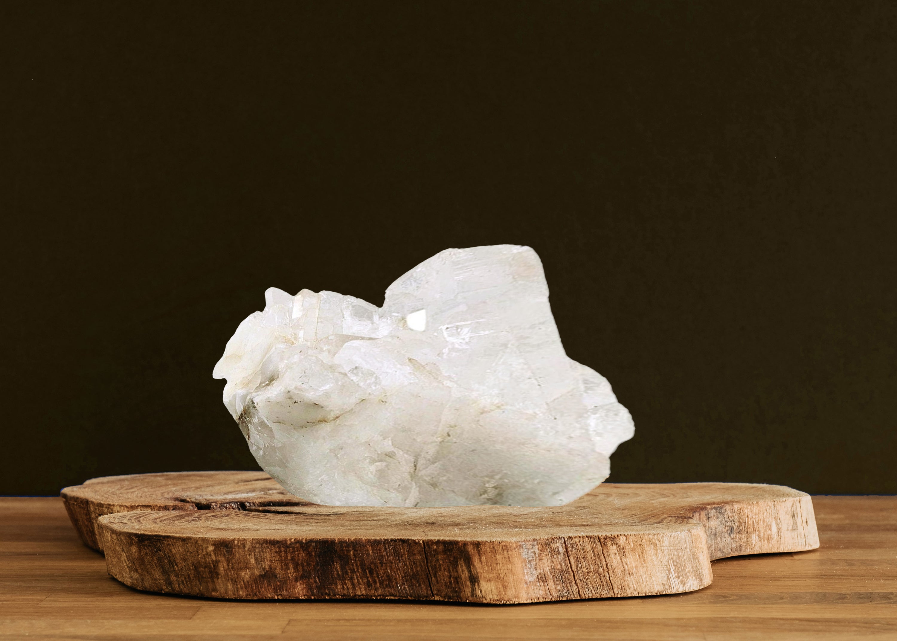 6" White Glass Crystal - Home & Garden