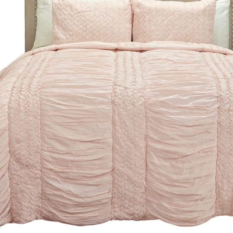 Pink Geometric Queen Quilt - Bed & Bath