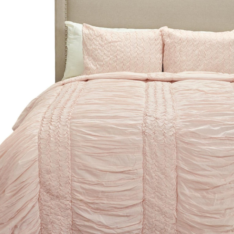 Pink Geometric King Quilt - Bed & Bath