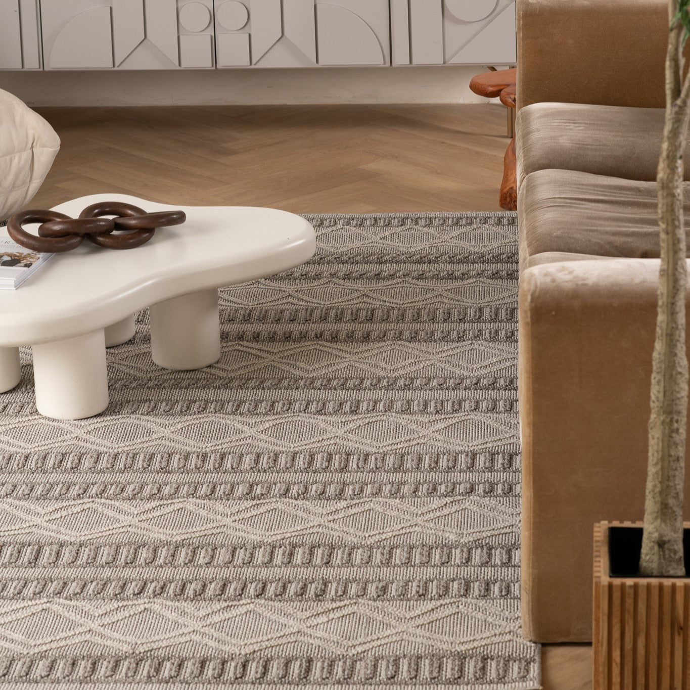 5' X 8' Beige And Gray Striped Distressed Indoor Outdoor Area Rug - Outdoor