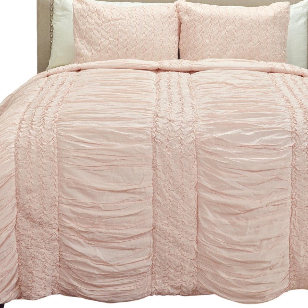 Pink Geometric Twin Quilt - Bed & Bath