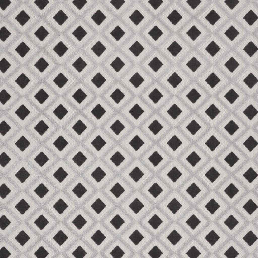 9' X 12' Black And White Indoor Outdoor Area Rug