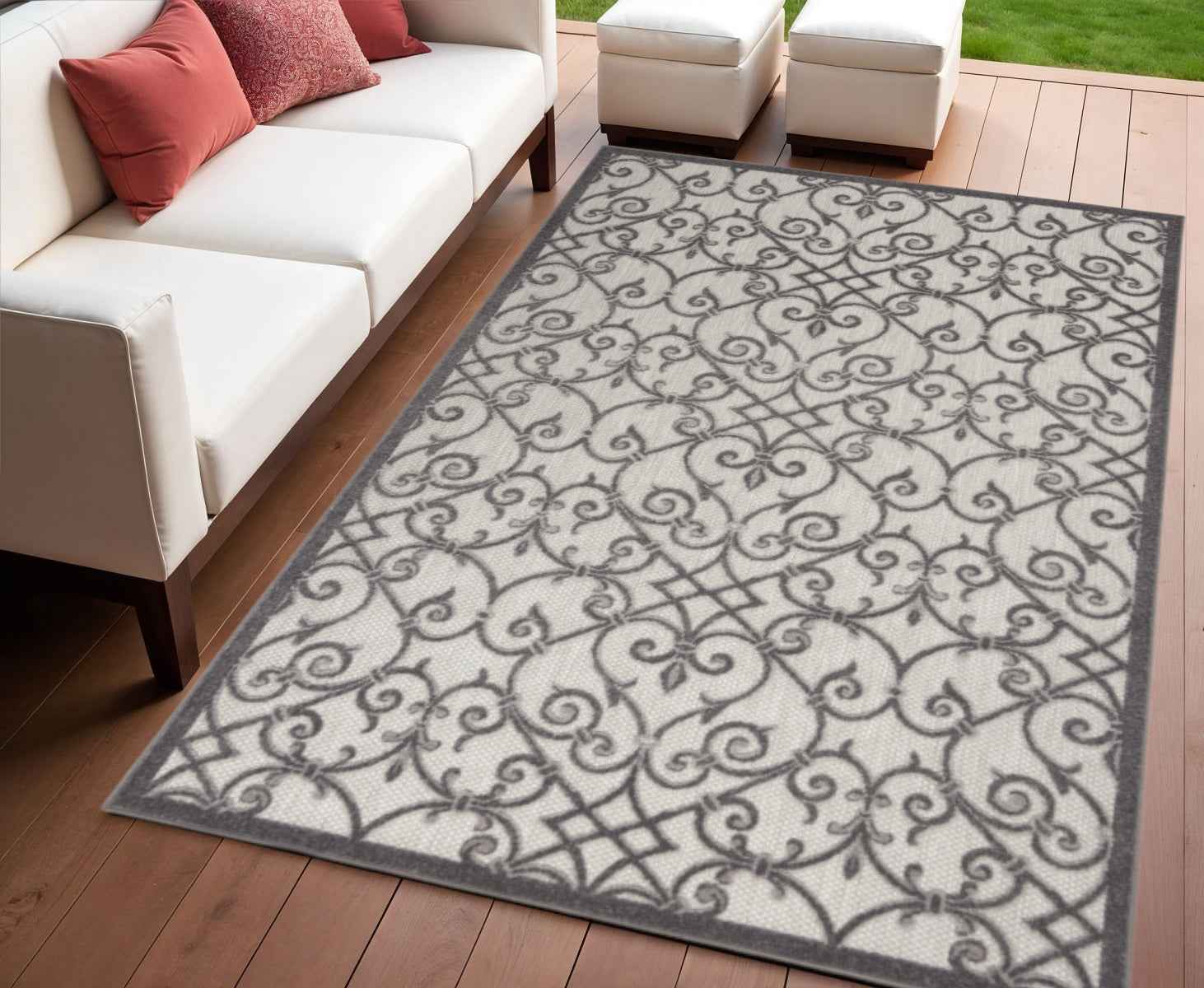 4' X 6' Gray Indoor Outdoor Area Rug