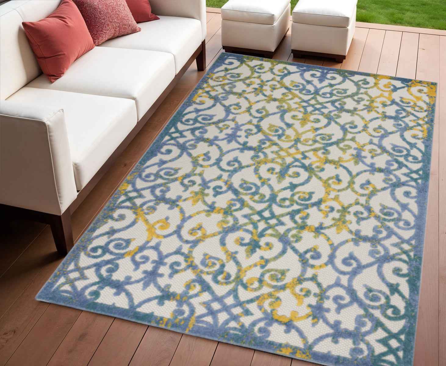 4' X 6' Ivory And Blue Indoor Outdoor Area Rug