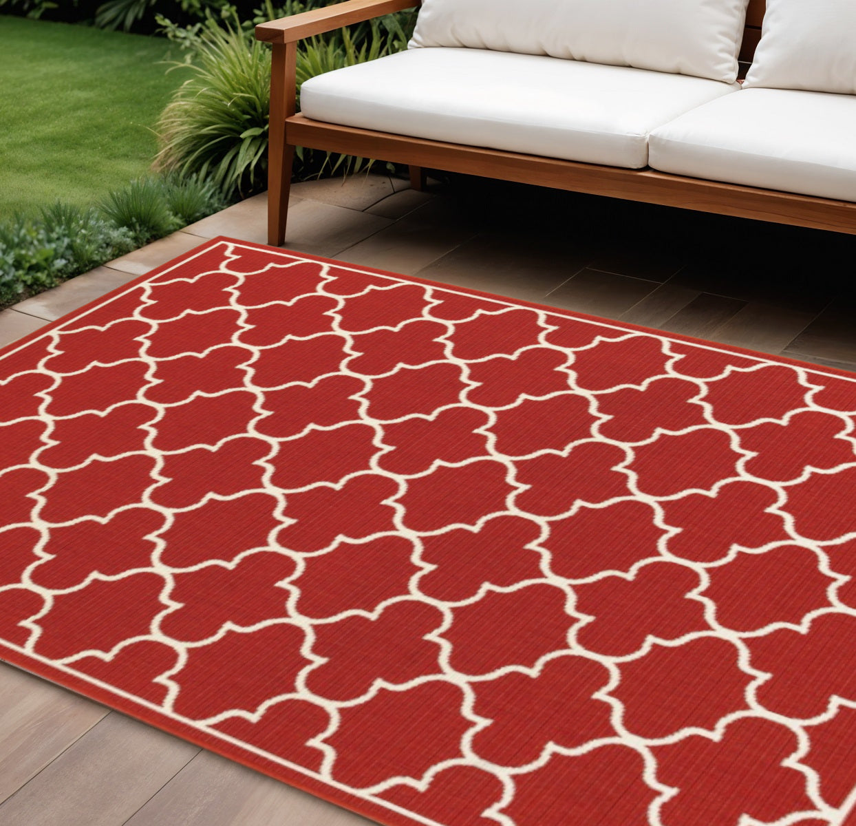 8' X 13' Red And Ivory Indoor Outdoor Area Rug - Outdoor