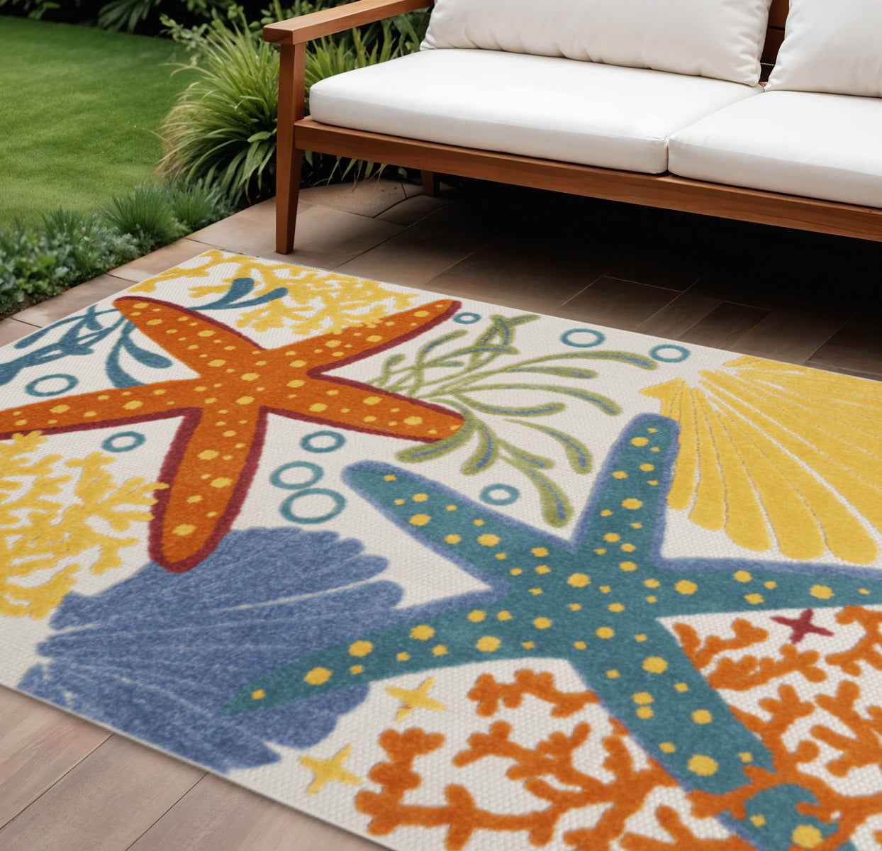 7' X 10' Yellow And Ivory Indoor Outdoor Area Rug Default Title