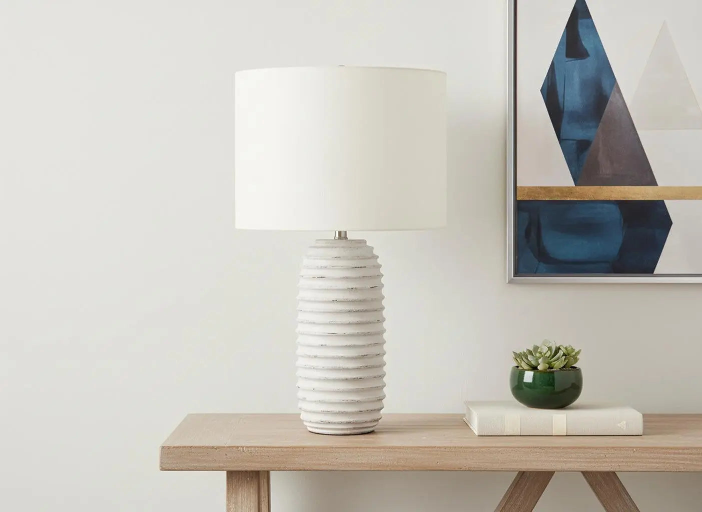 28" Cream Geometric Table Lamp With Cream Drum Shade Homeroots Lighting