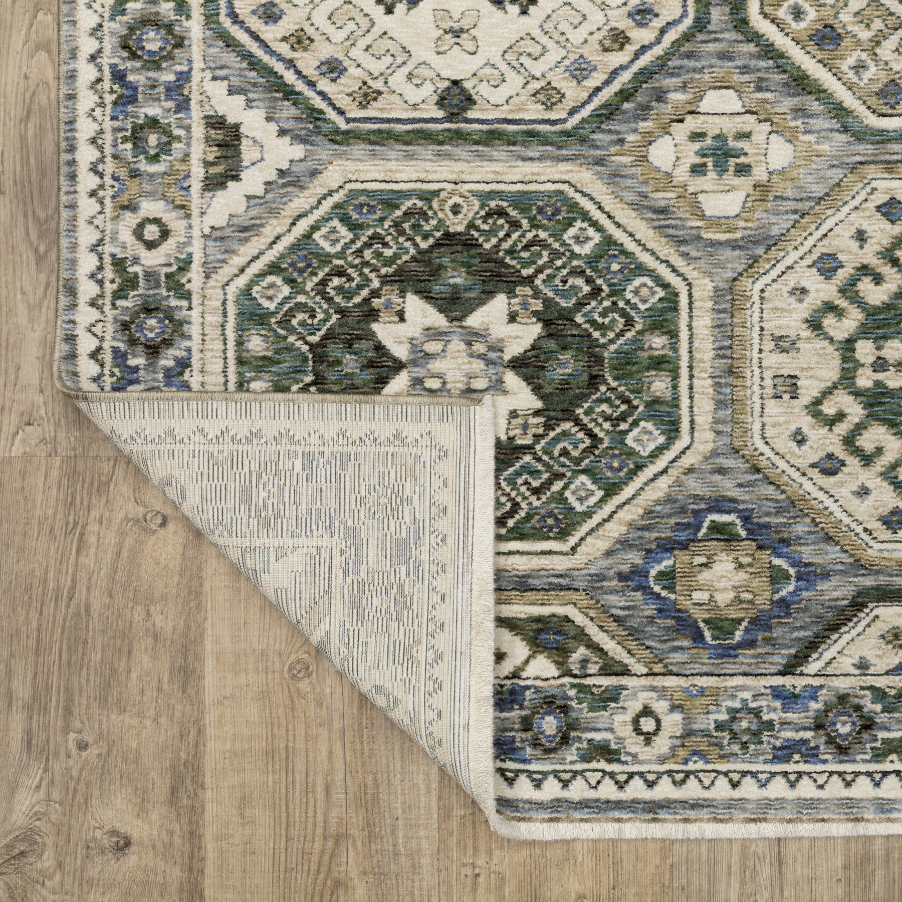 4' X 6' Ivory And Blue Medallion Area Rug With Fringe - Home & Garden