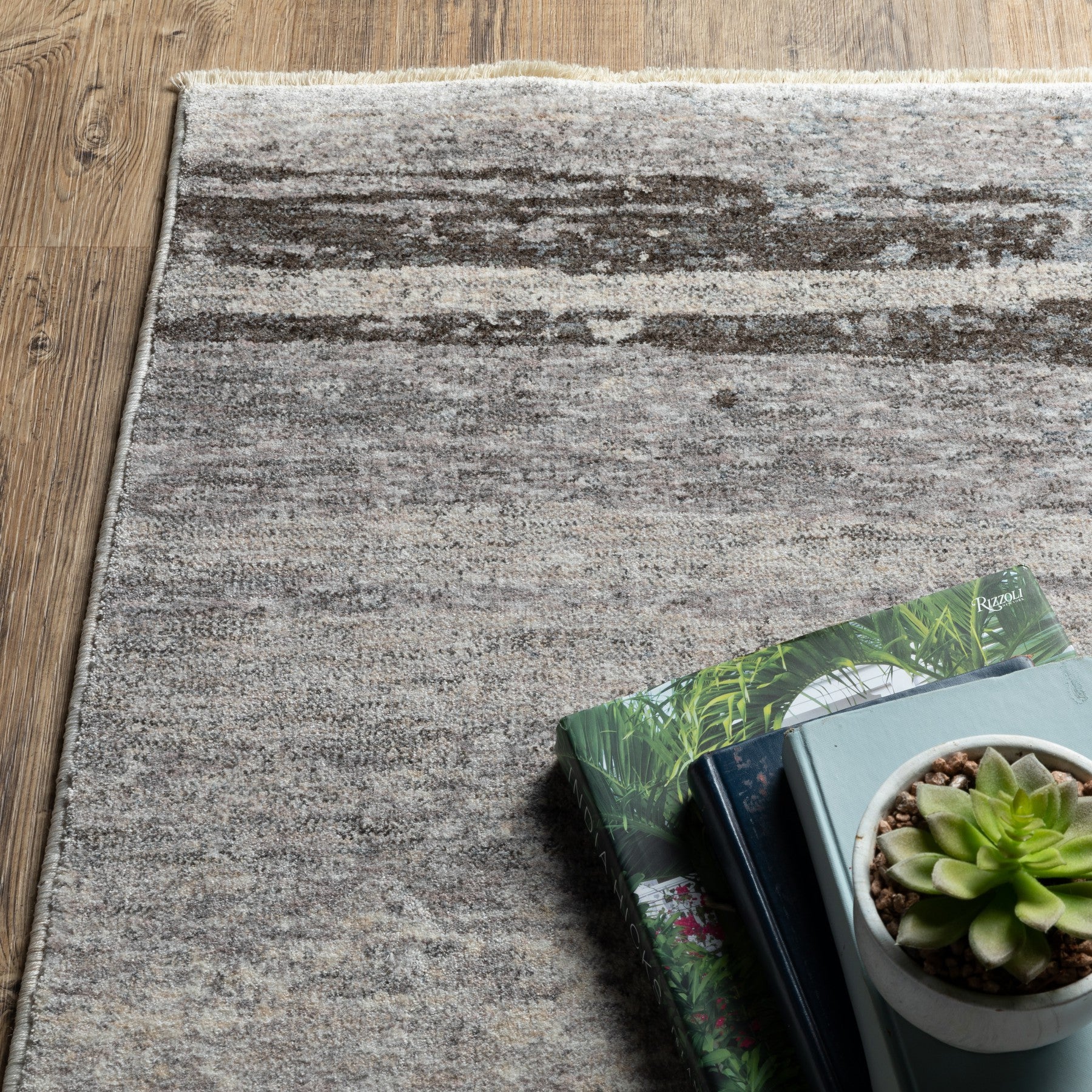 10' X 13' Gray And Ivory Abstract Area Rug With Fringe - Home & Garden