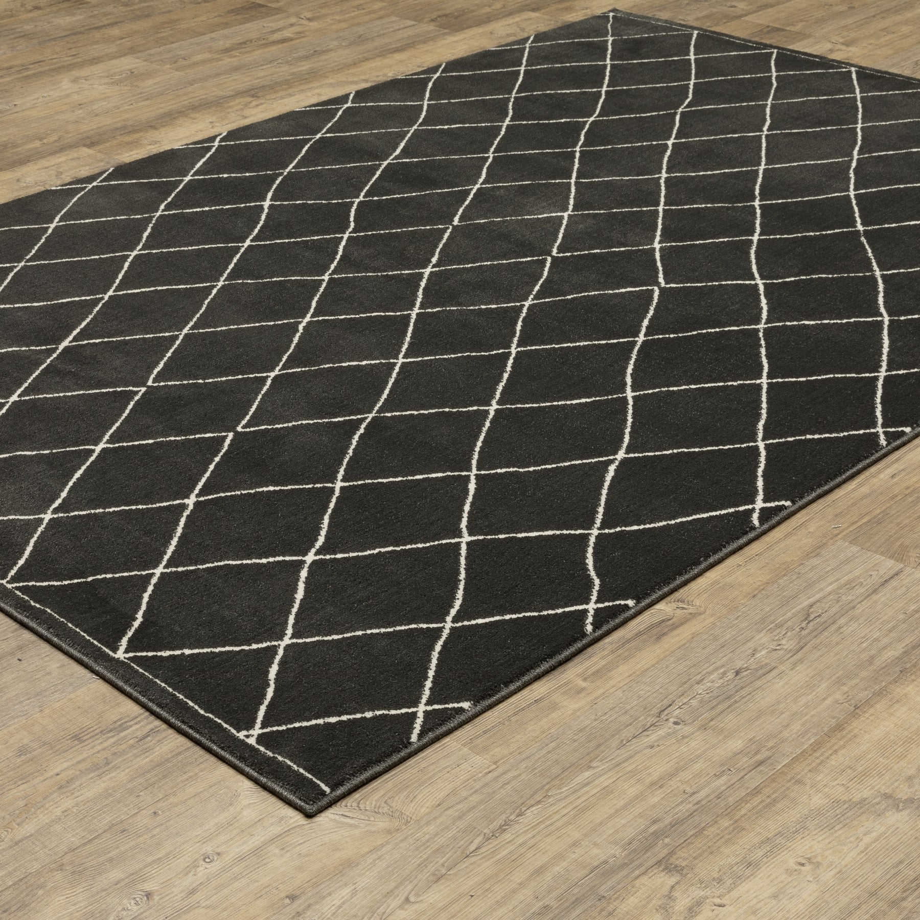 10' X 13' Charcoal And Ivory Trellis Area Rug - Home & Garden