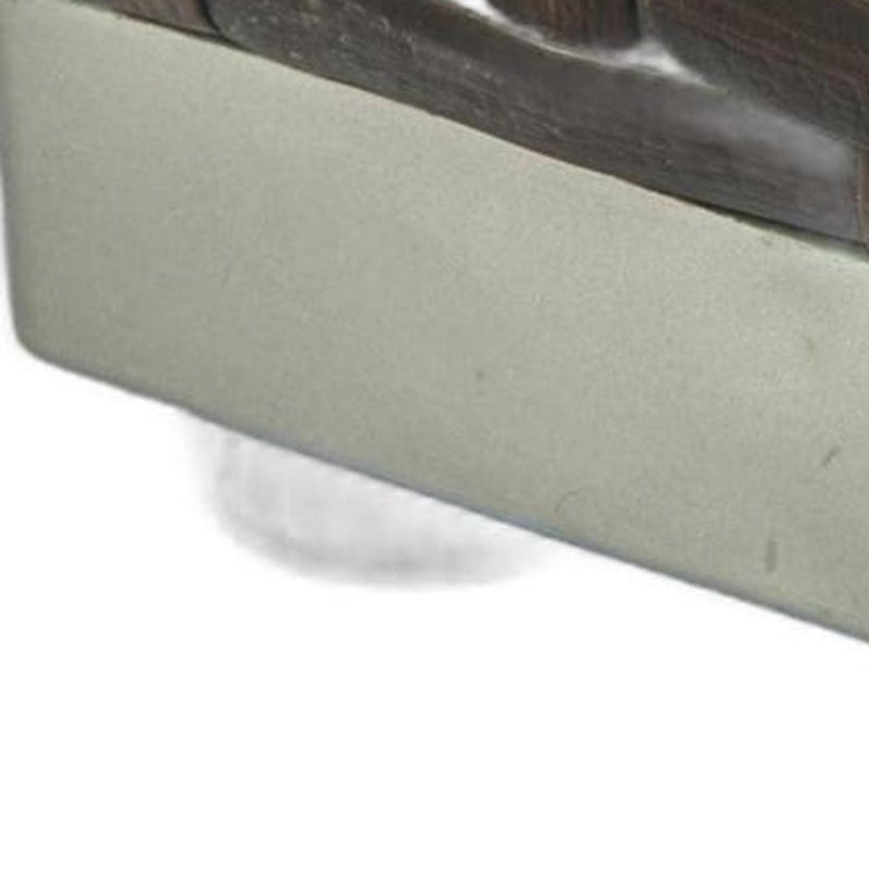 Fire pit cover edge with smooth underside and dark frame trim