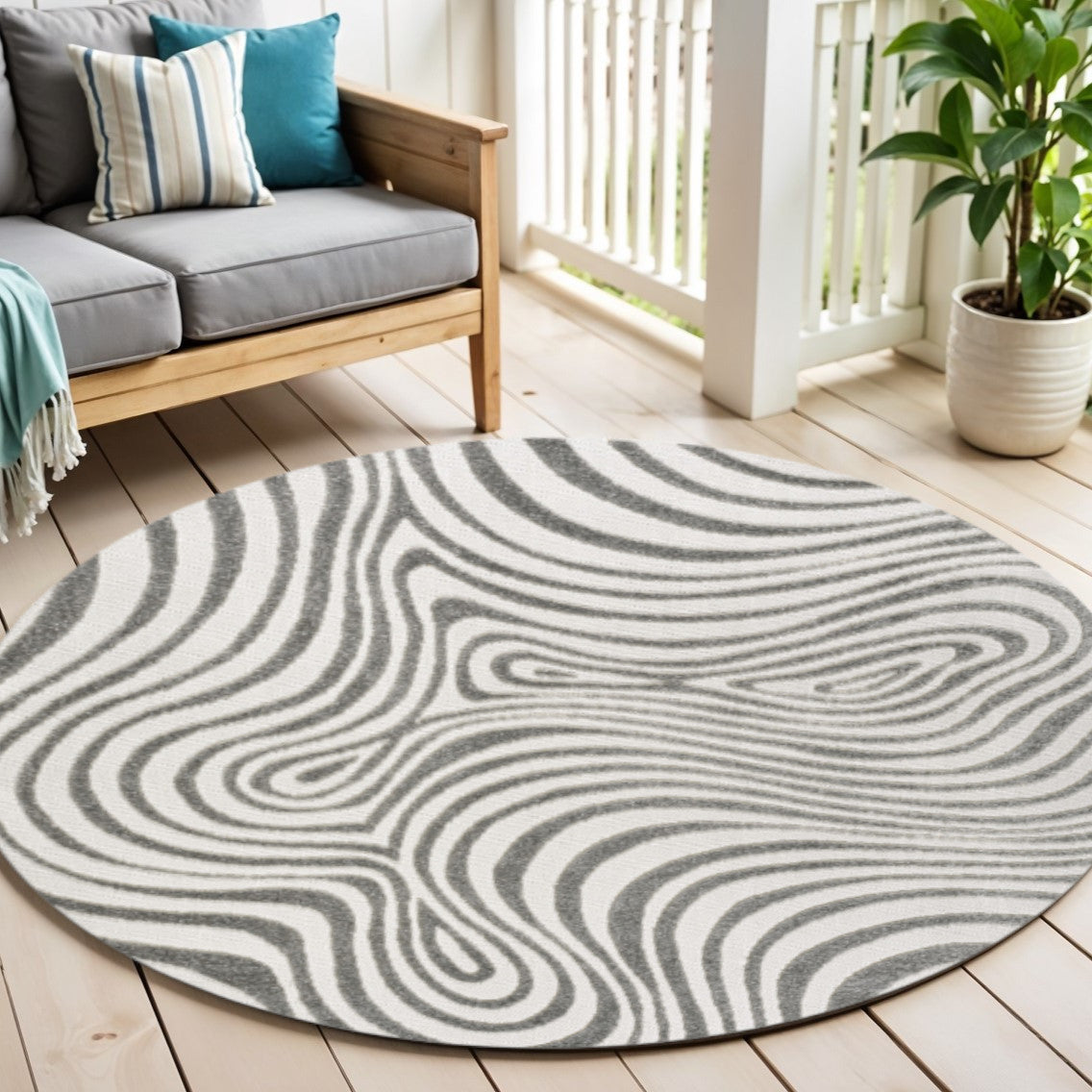 5' Gray And Ivory Round Abstract Indoor Outdoor Area Rug - Sports & Outdoor