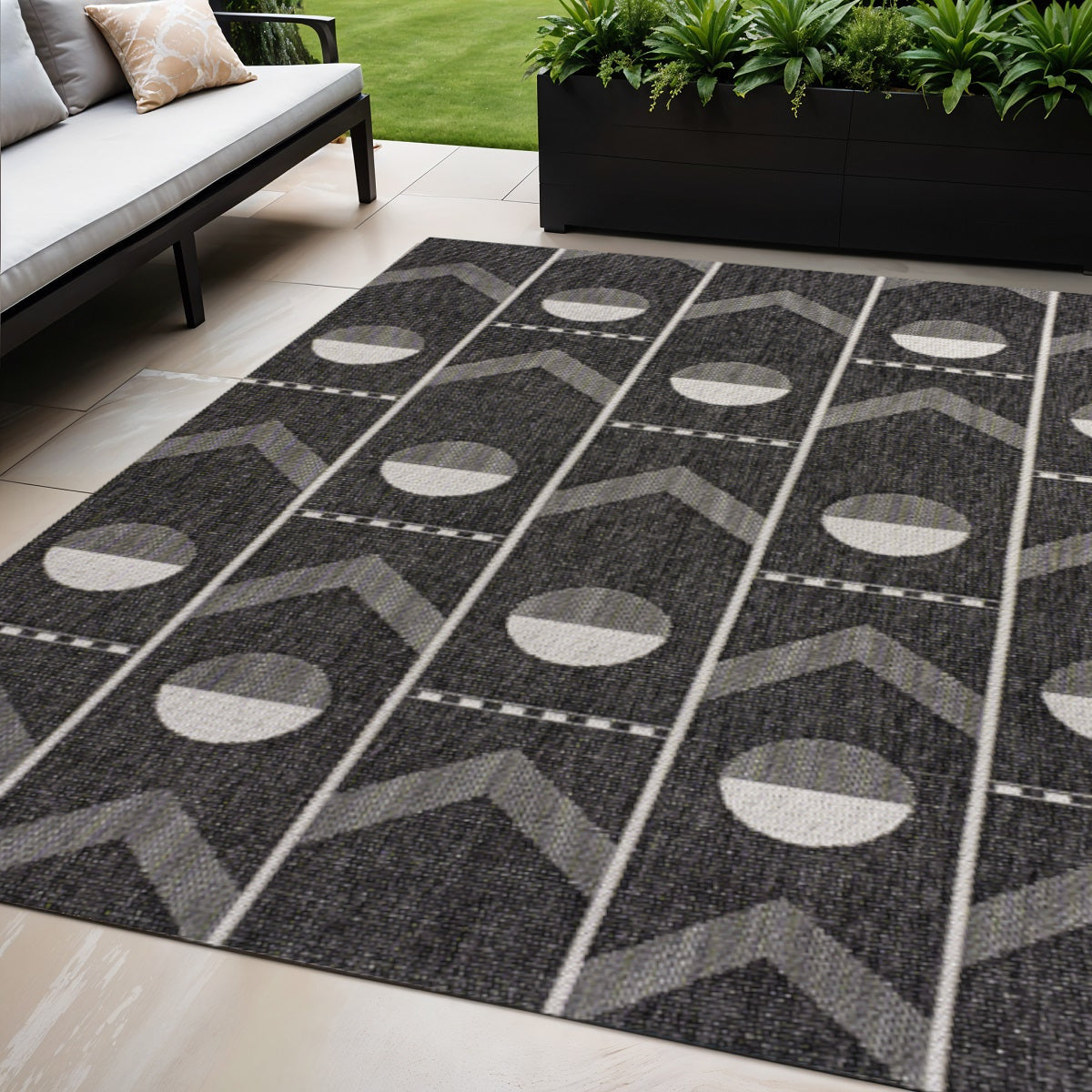 5' X 8' Black And Cream Geometric Indoor Outdoor Area Rug - Sports & Outdoor
