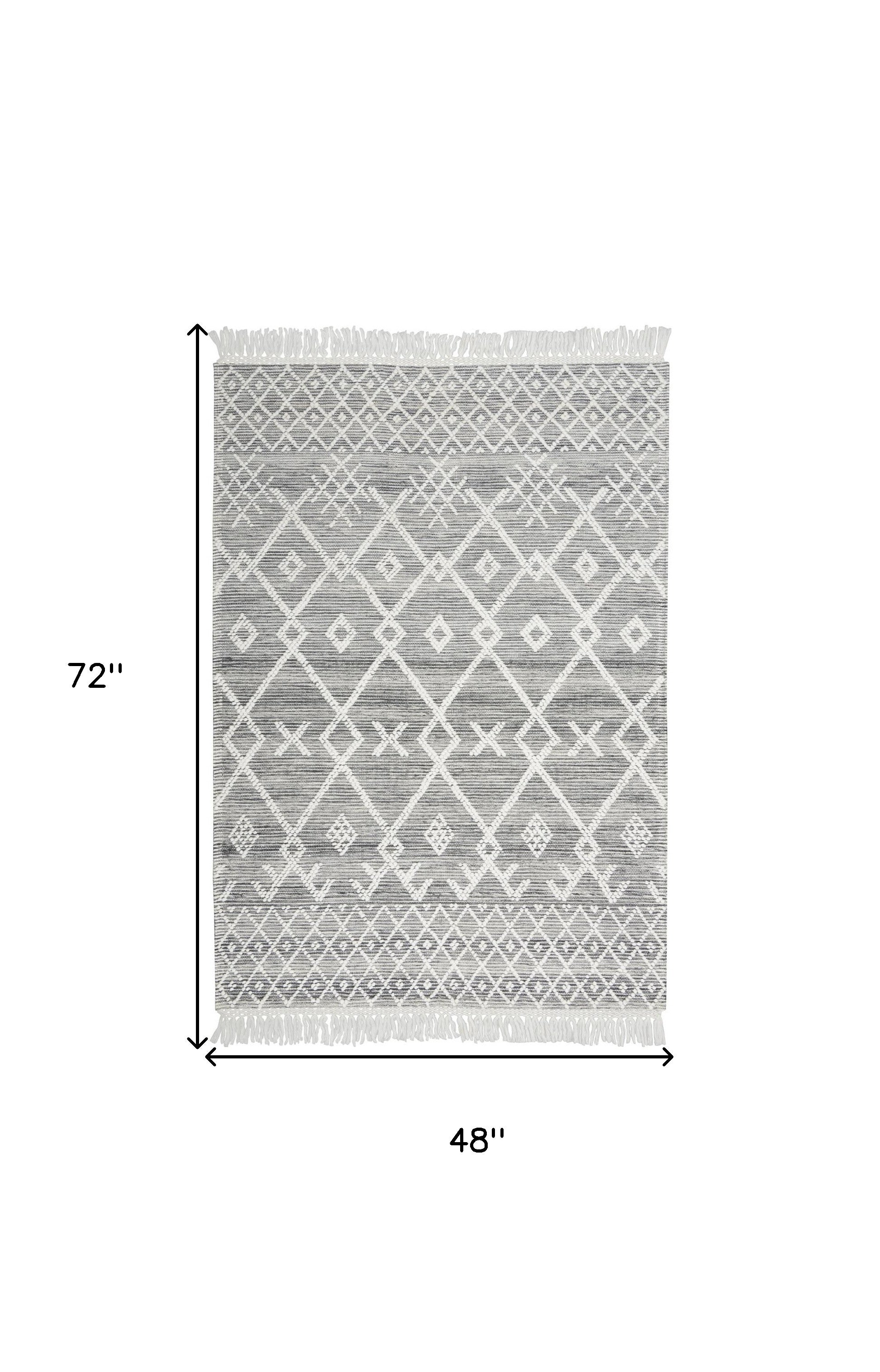 4' X 6' Gray and Ivory Geometric Hand Woven Area Rug With Fringe - Home & Garden